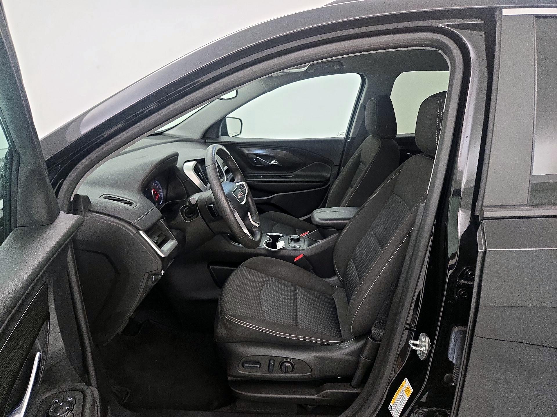 Thumbnail: 2022 GMC Terrain - 11