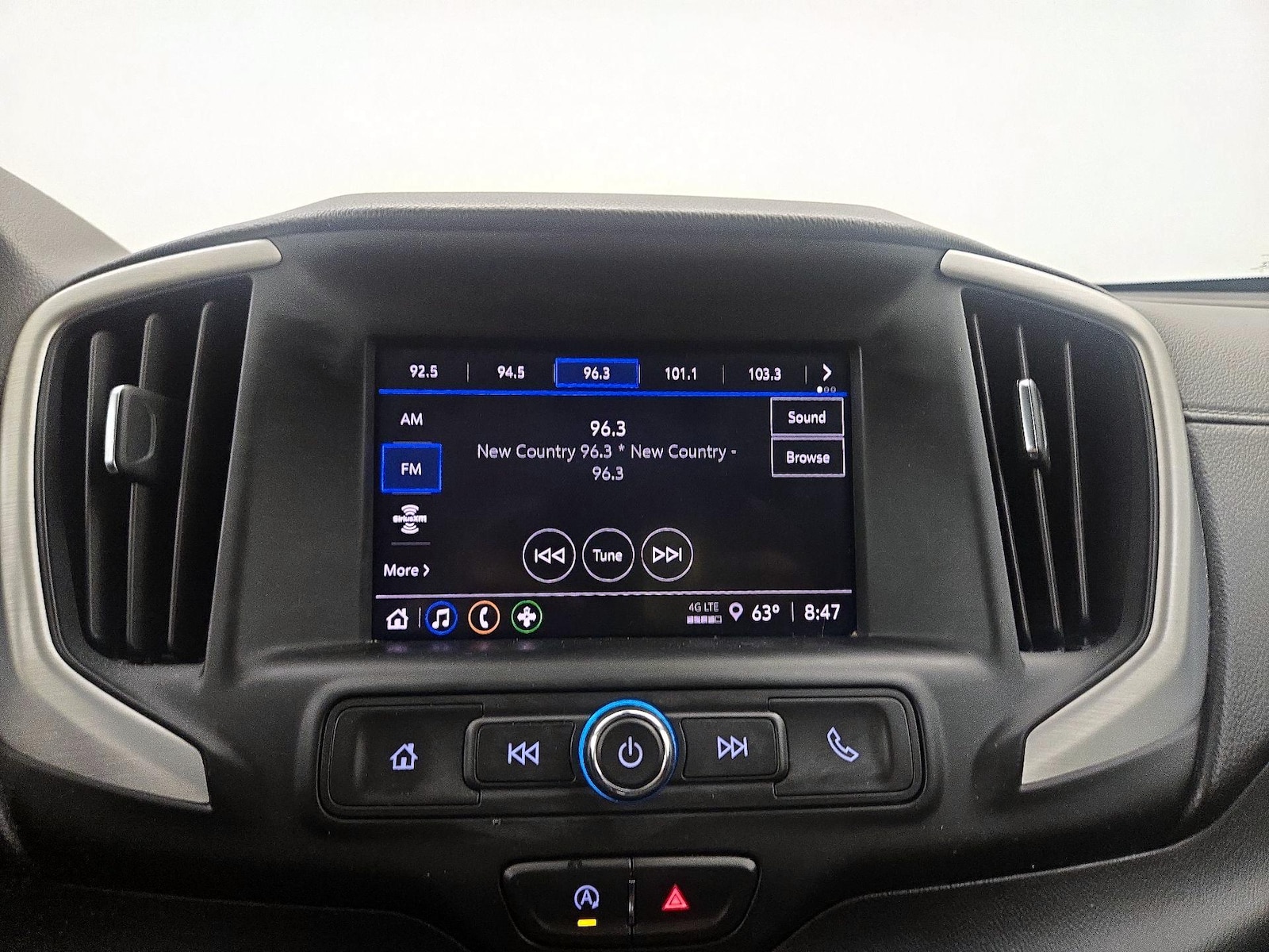 2022 GMC Terrain SLE - Photo 16