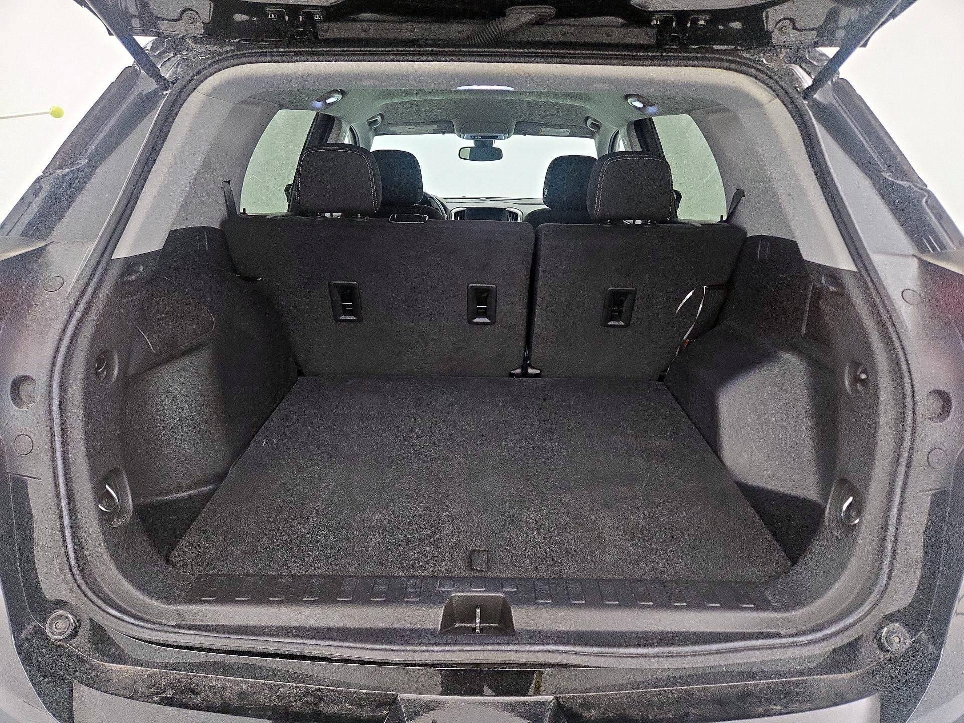 Thumbnail: 2022 GMC Terrain - 20