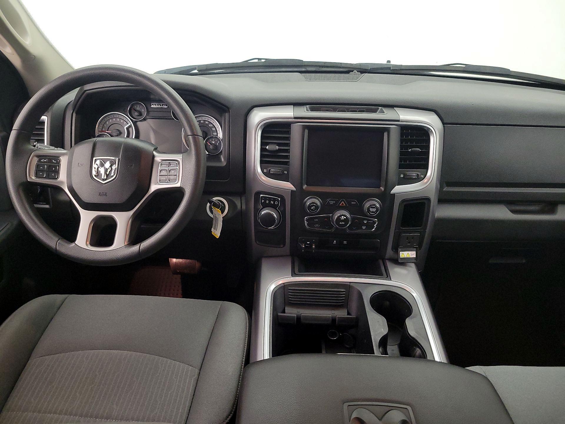 Thumbnail: 2023 RAM 1500 Classic - 9