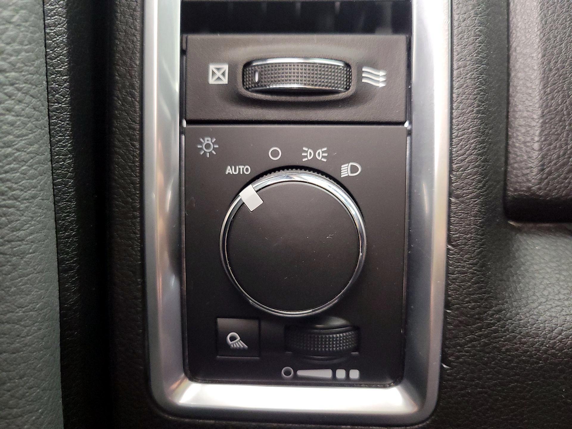 Thumbnail: 2023 RAM 1500 Classic - 13