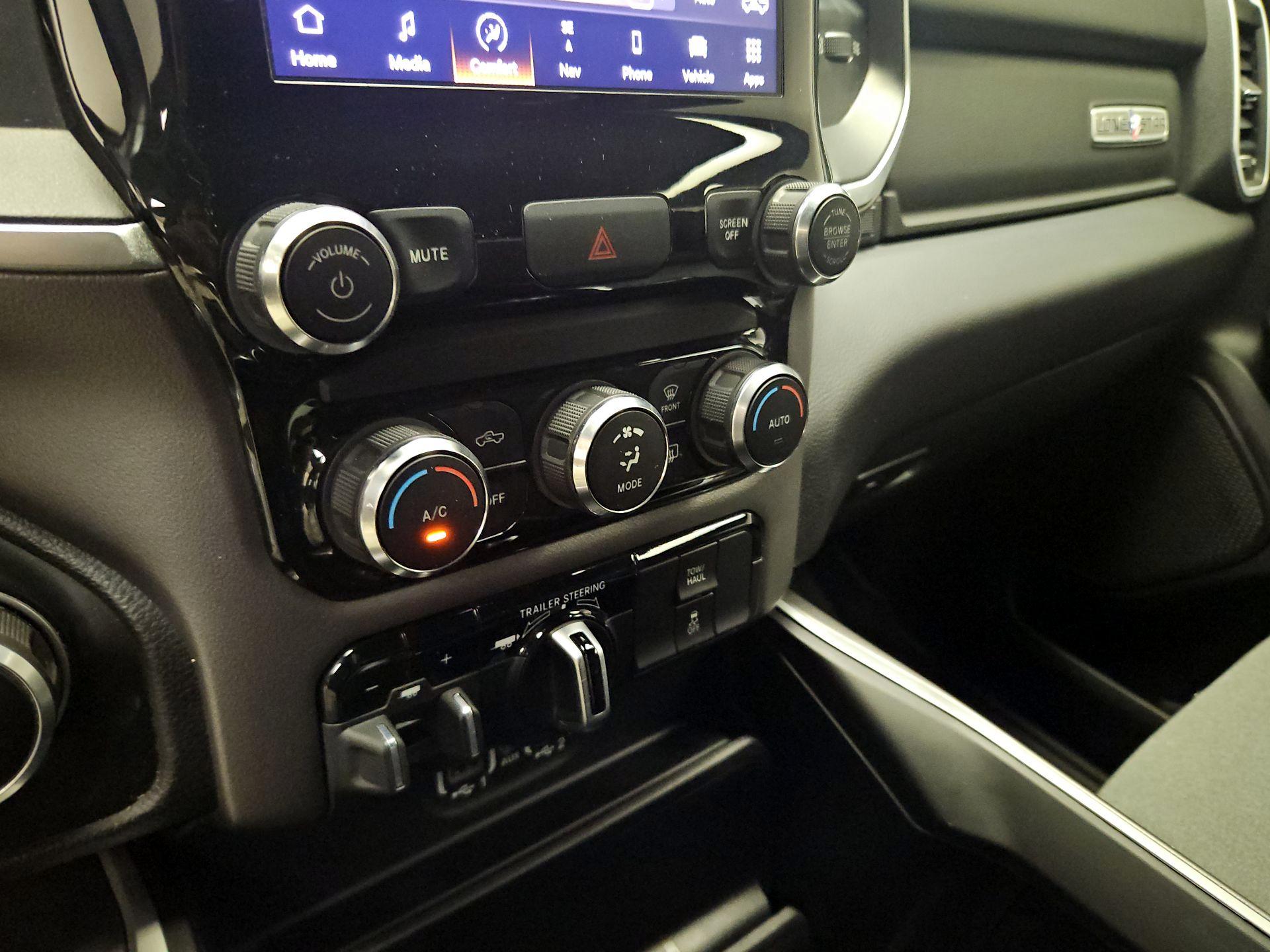 Thumbnail: 2022 RAM 1500 - 17