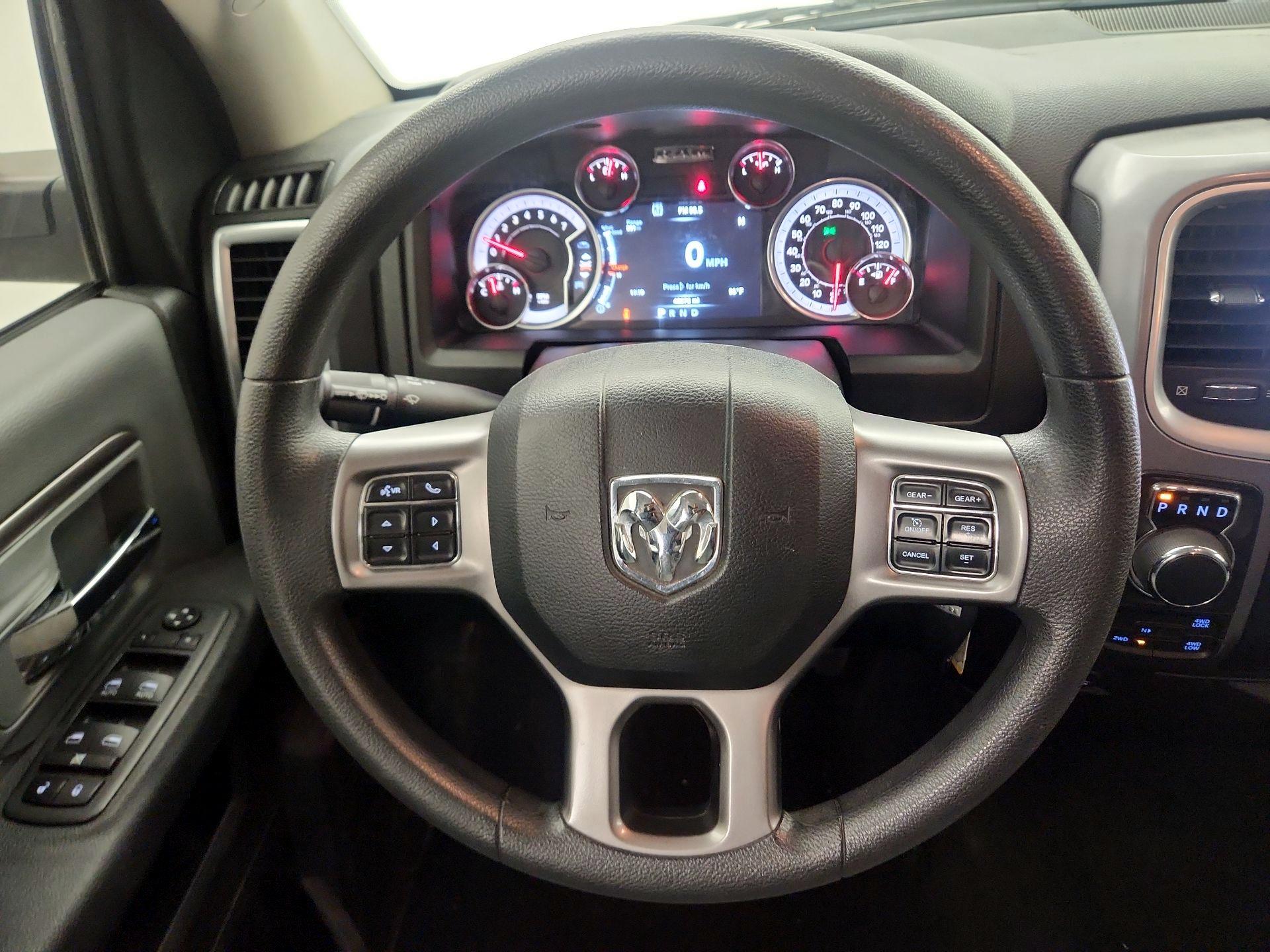 Thumbnail: 2023 RAM 1500 Classic - 10