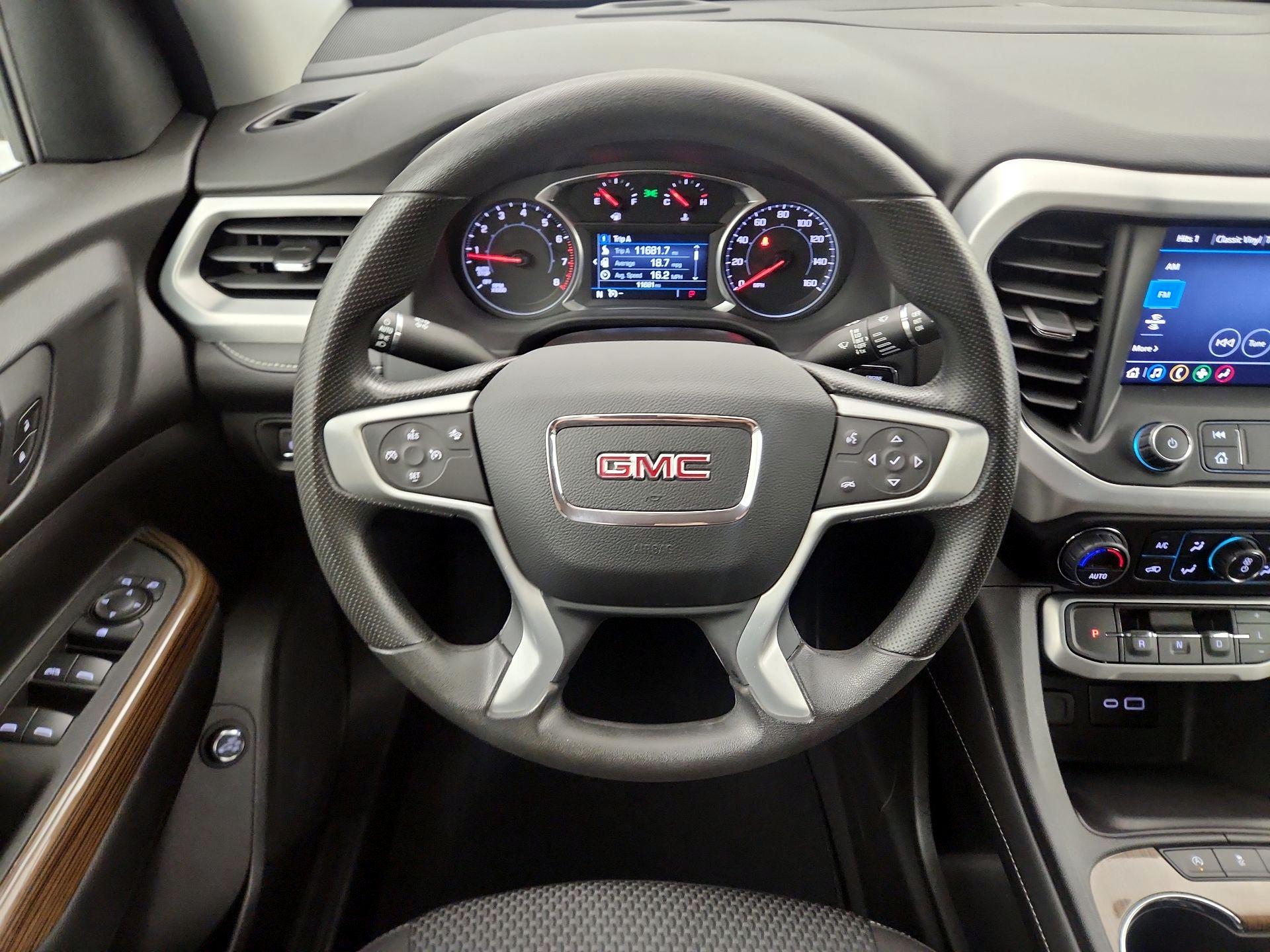 Thumbnail: 2023 GMC Acadia - 10