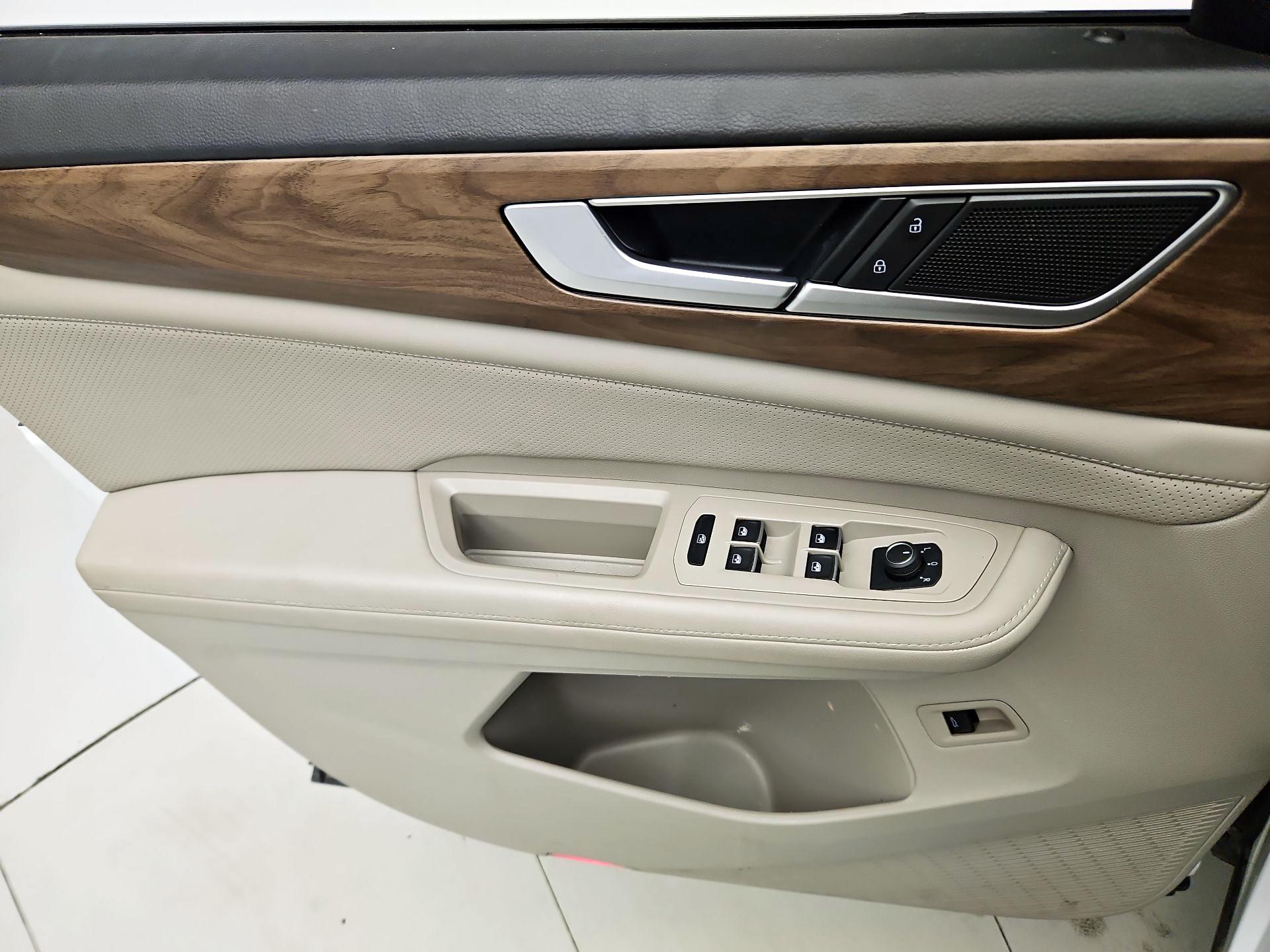 Thumbnail: 2024 Volkswagen Atlas - 12