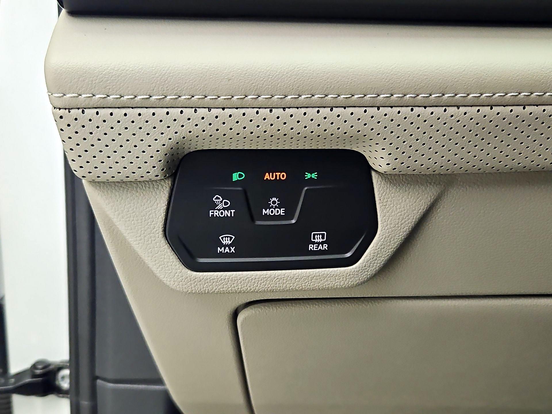 Thumbnail: 2024 Volkswagen Atlas - 13