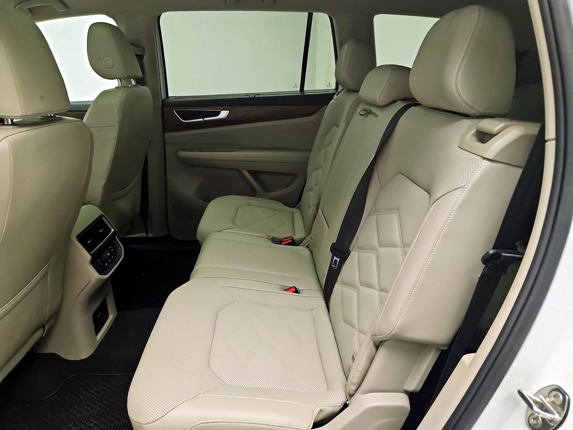 Thumbnail: 2024 Volkswagen Atlas - 20