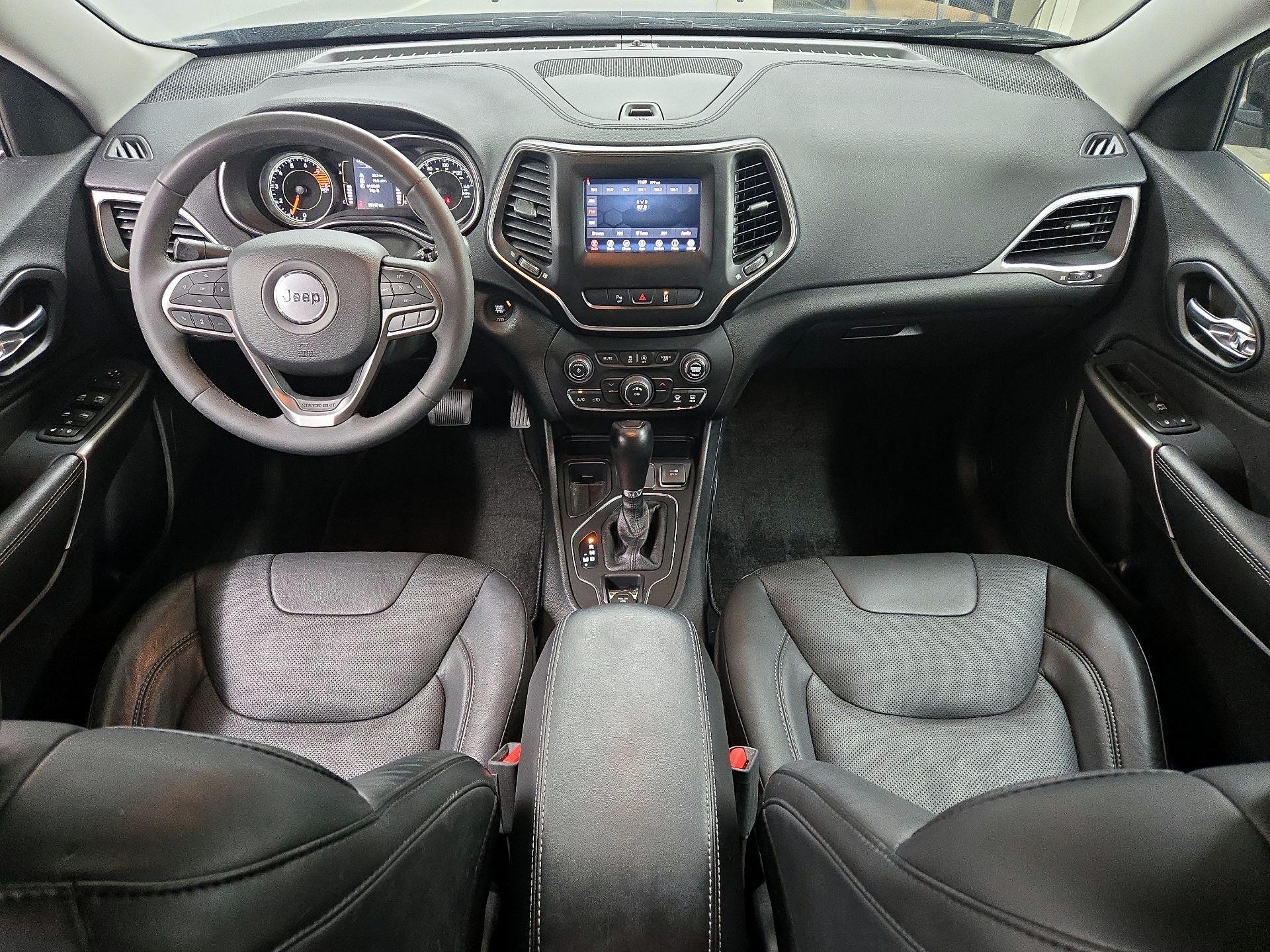 Thumbnail: 2021 Jeep Cherokee - 9