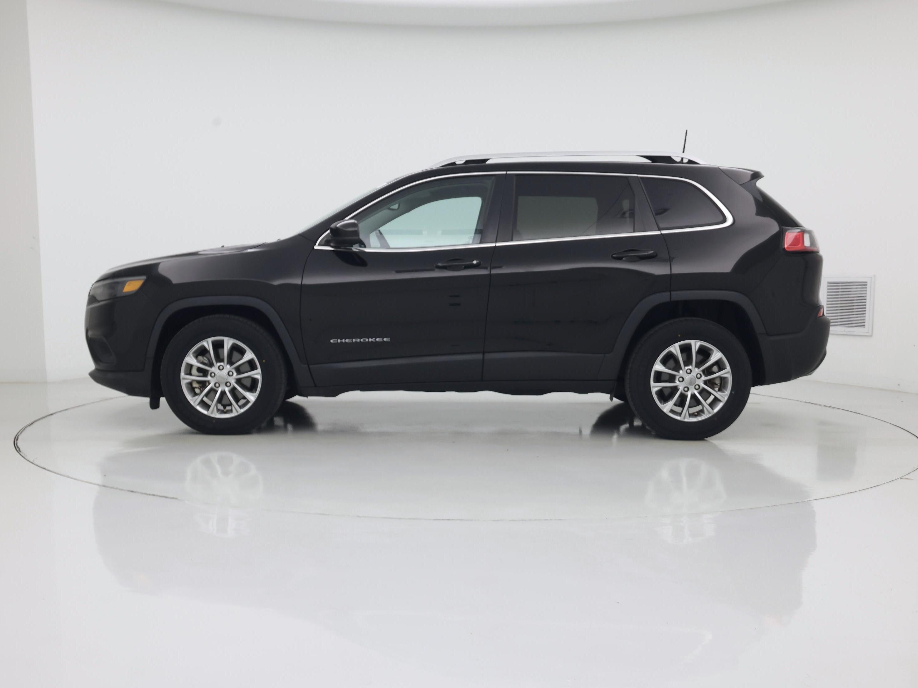 Thumbnail: 2021 Jeep Cherokee - 3