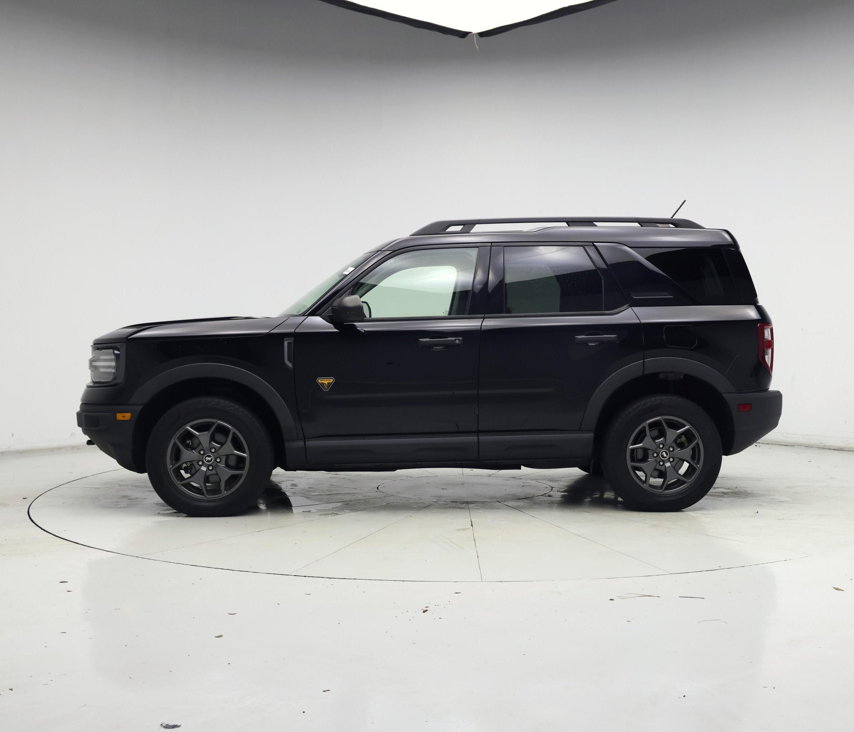 Thumbnail: 2022 Ford Bronco Sport - 3