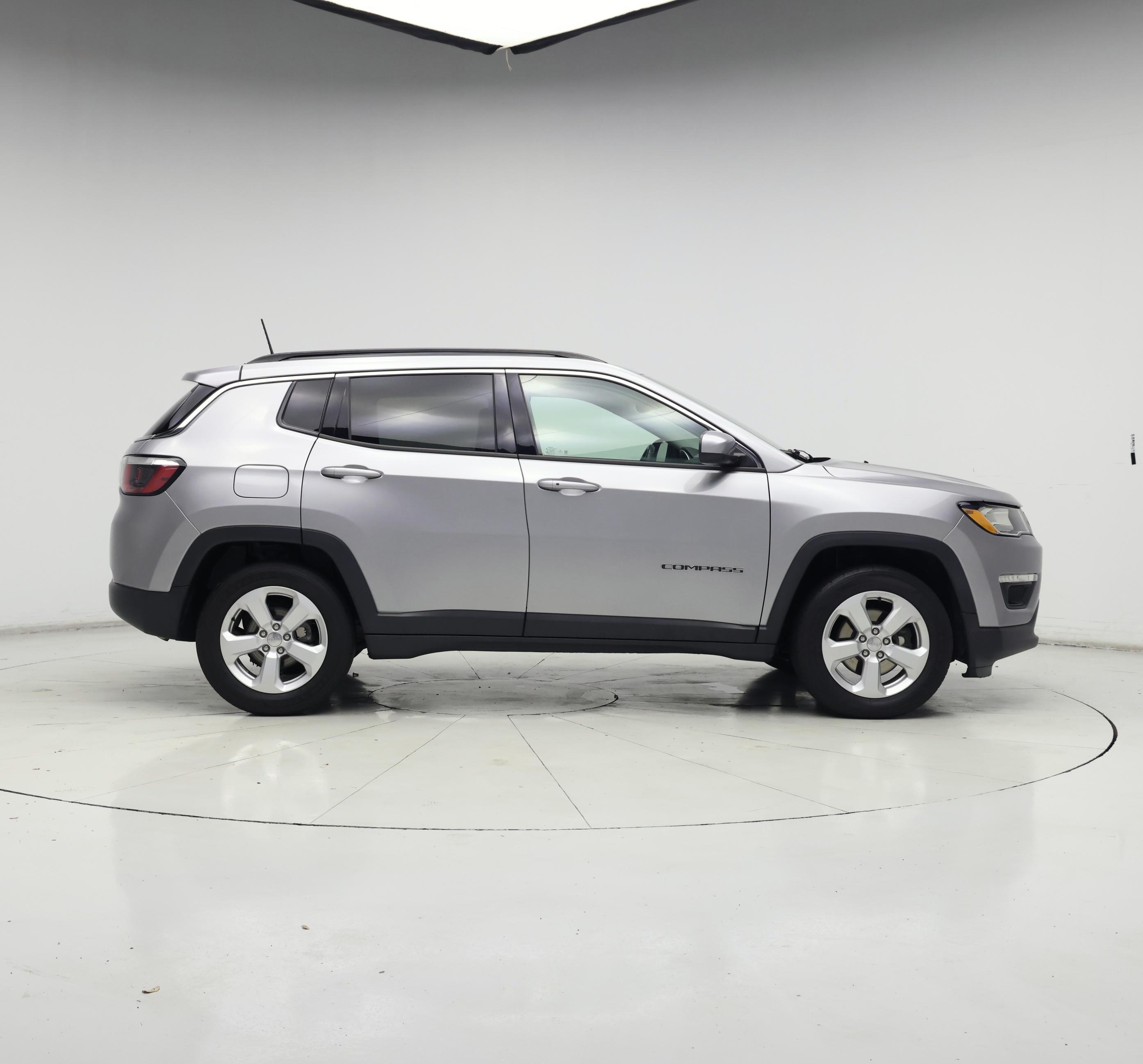 Thumbnail: 2020 Jeep Compass - 7