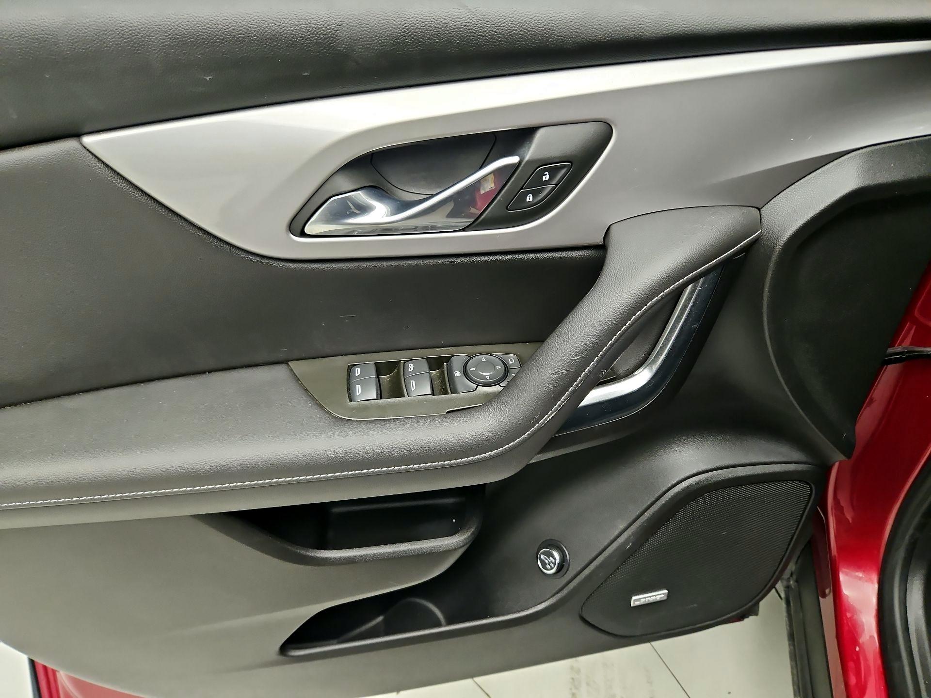 Thumbnail: 2023 Chevrolet Blazer - 12