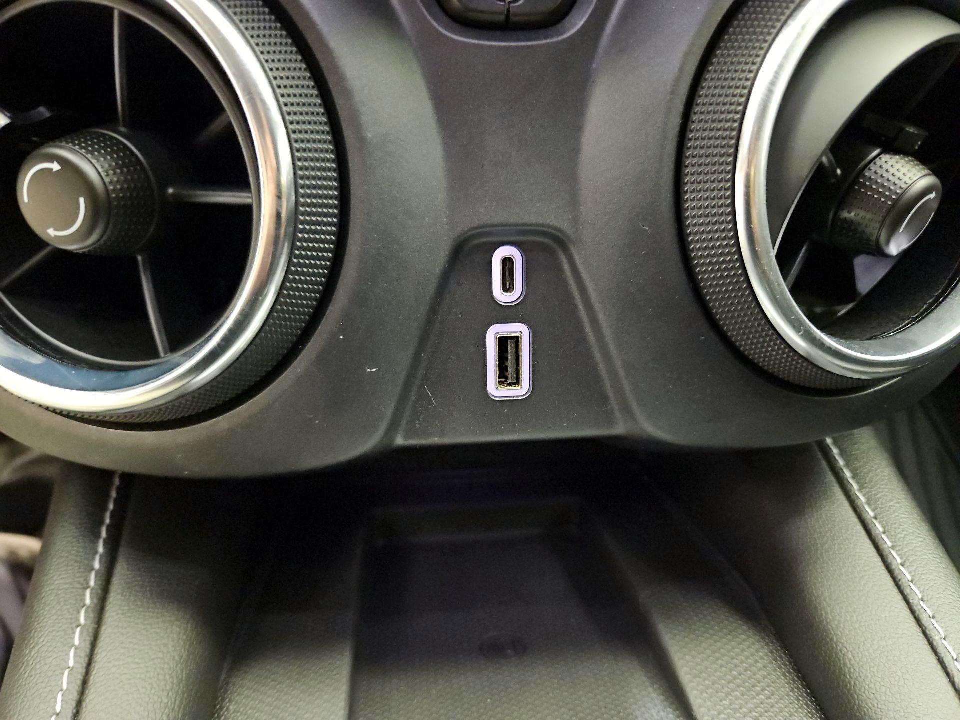 Thumbnail: 2023 Chevrolet Blazer - 18