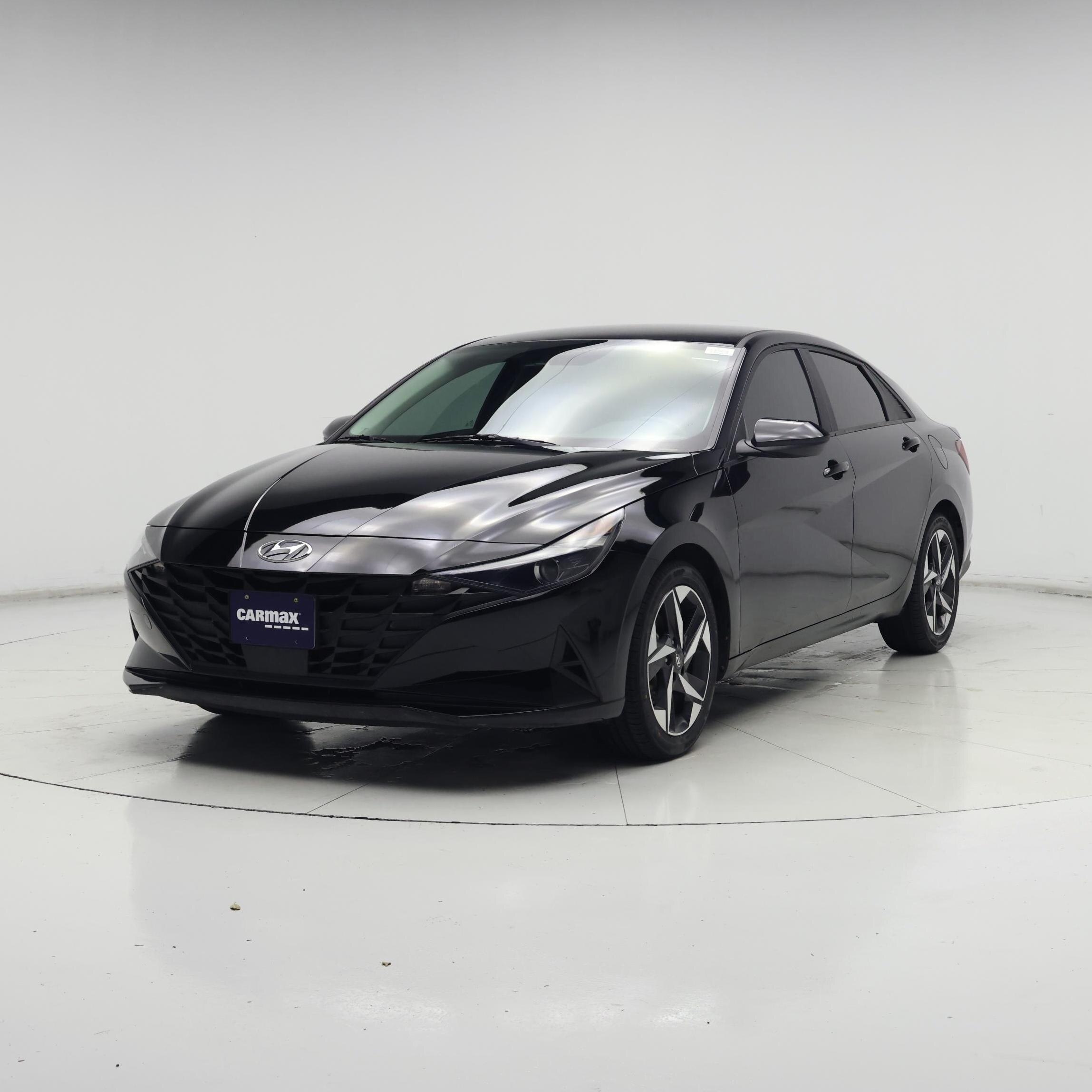 Thumbnail: 2023 Hyundai Elantra - 4