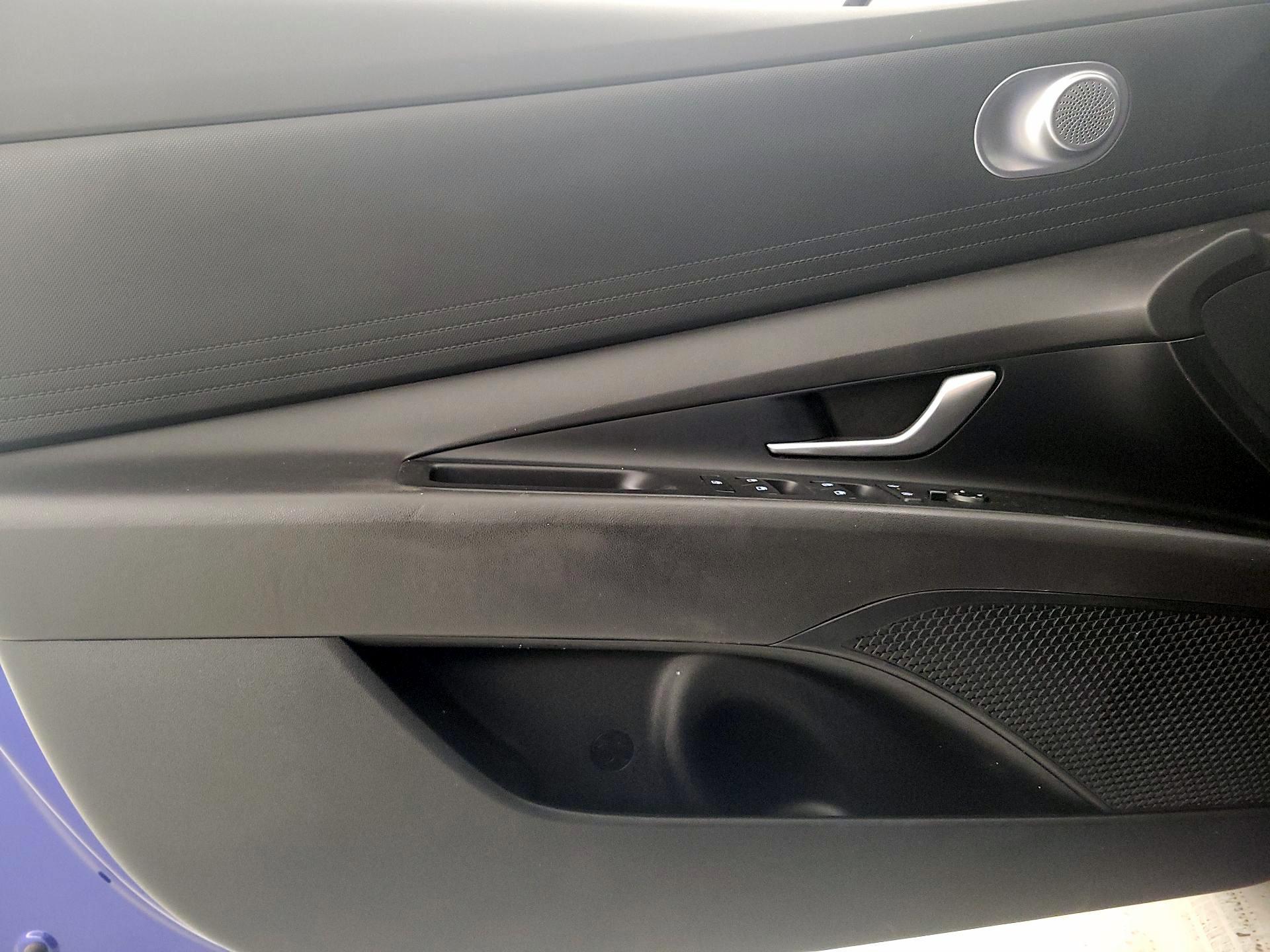 Thumbnail: 2024 Hyundai Elantra - 12