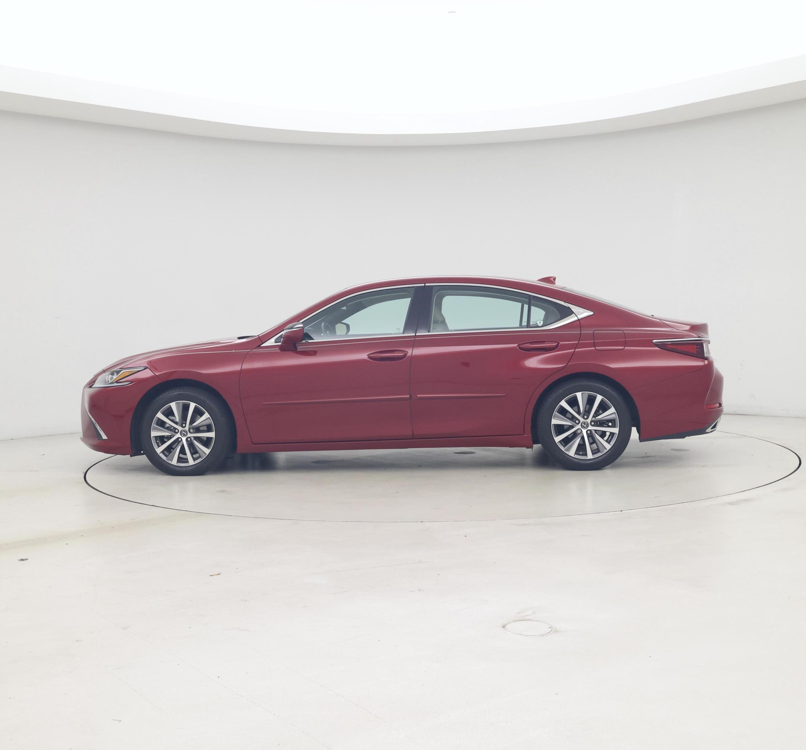 Thumbnail: 2021 Lexus ES - 3