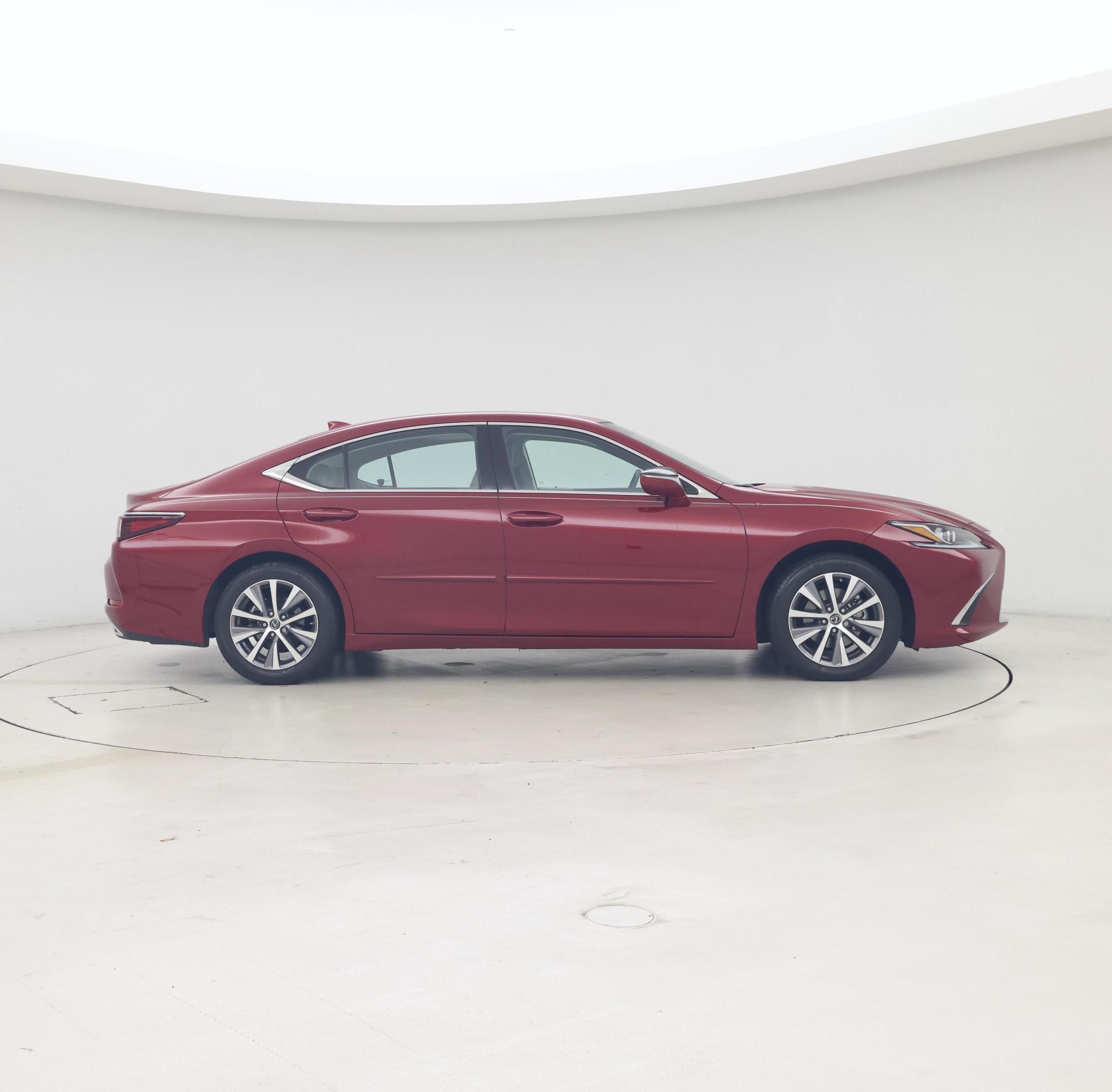 Thumbnail: 2021 Lexus ES - 7