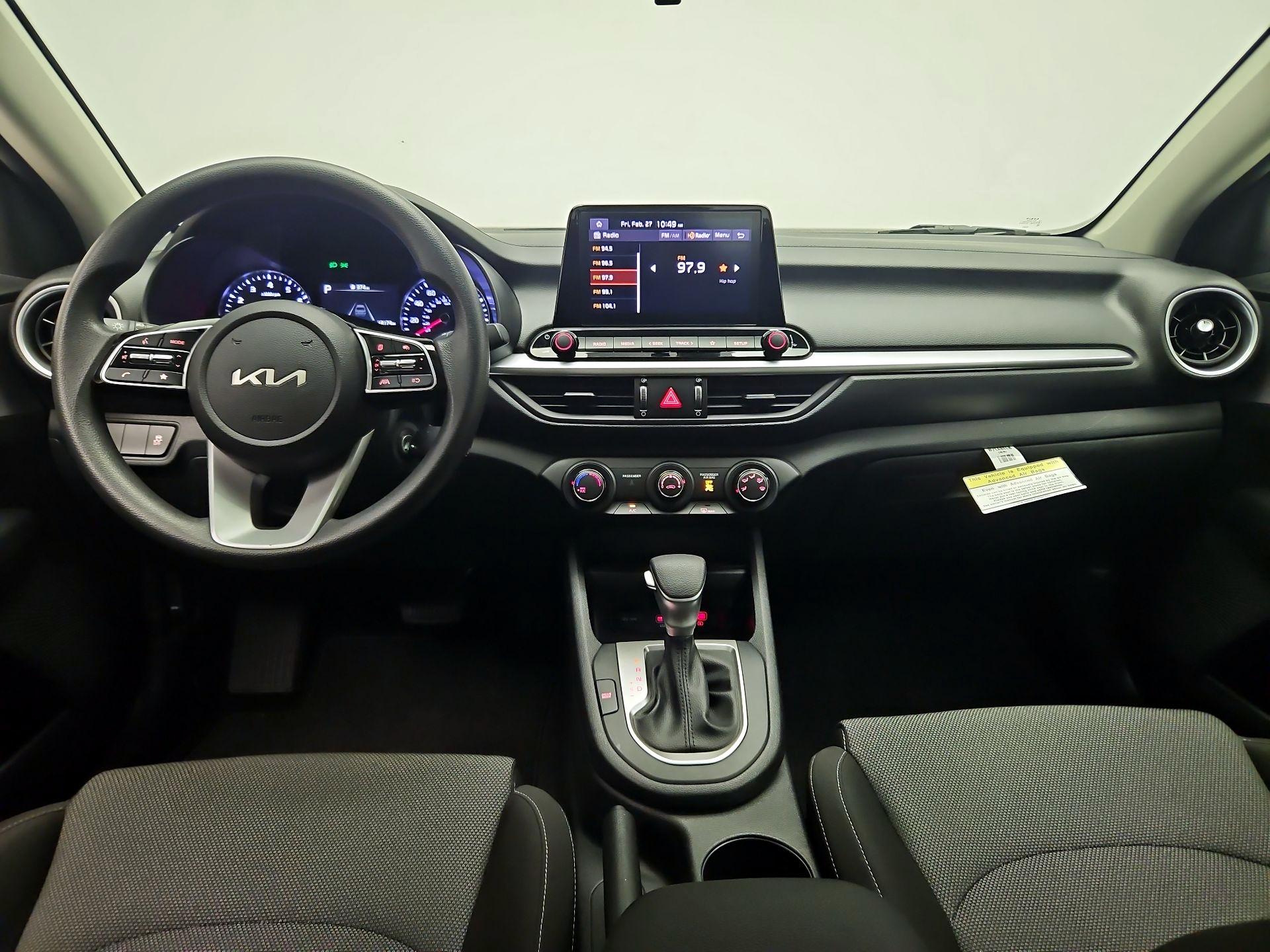 Thumbnail: 2024 Kia Forte - 9