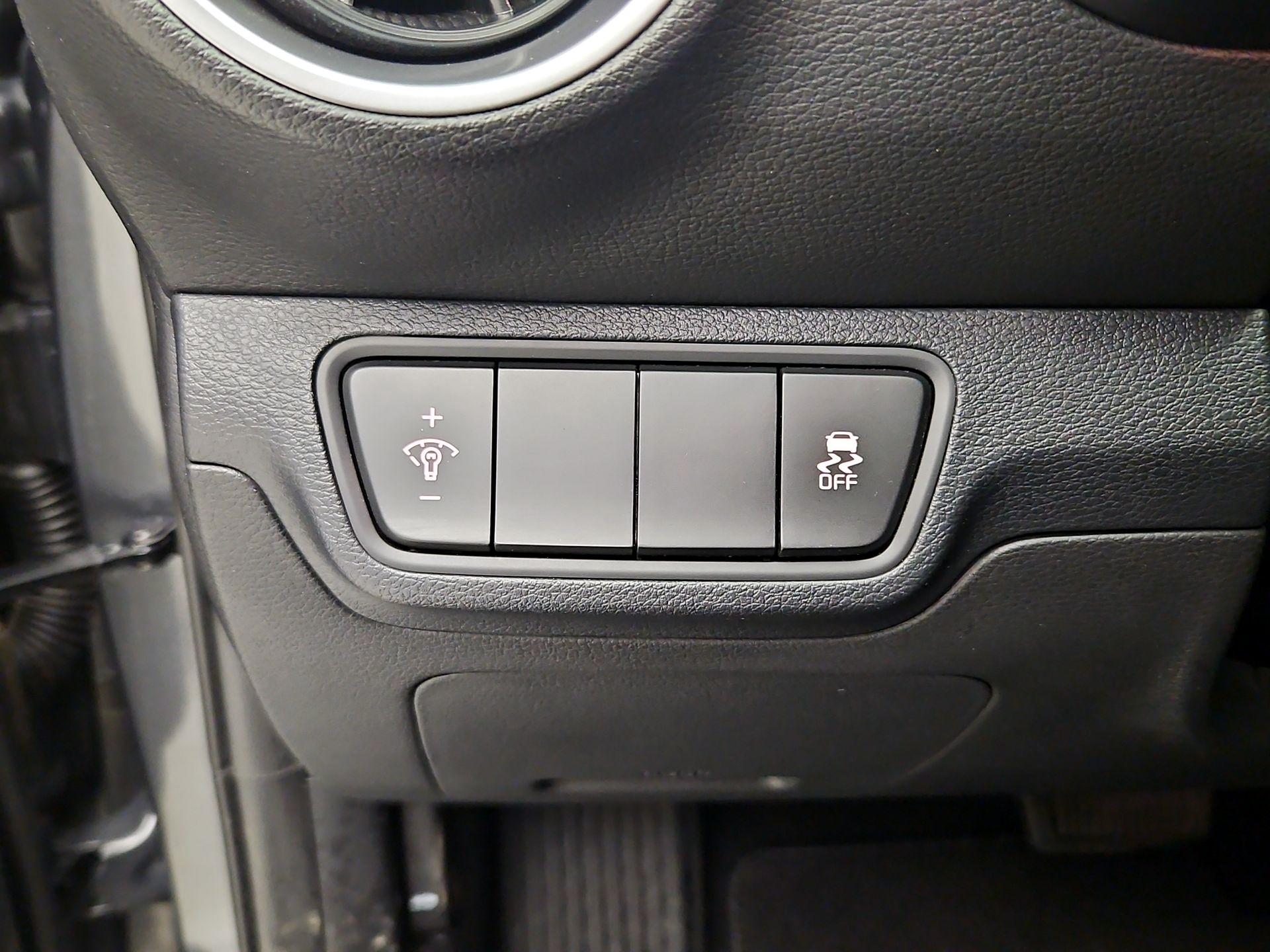 Thumbnail: 2024 Kia Forte - 13