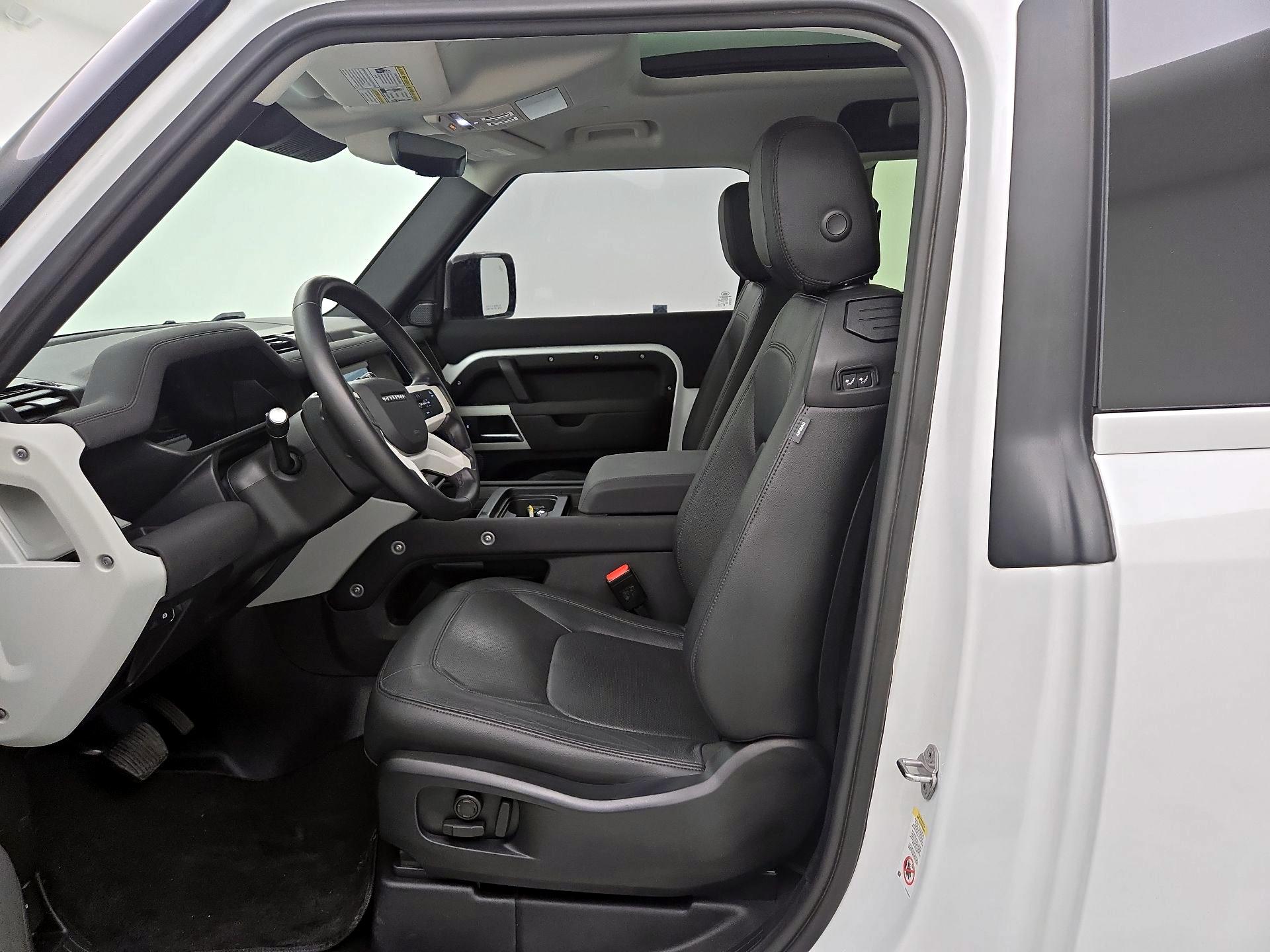 Thumbnail: 2023 Land Rover Defender - 11