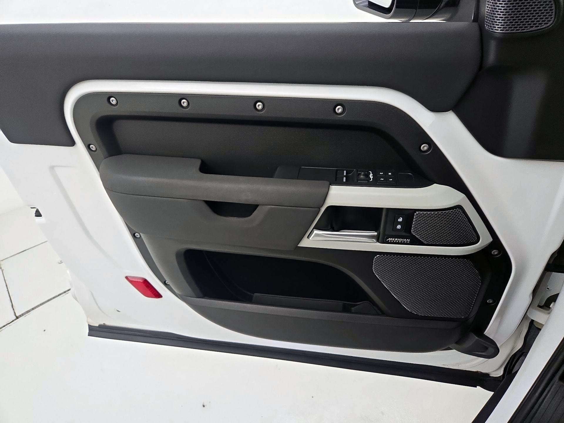Thumbnail: 2023 Land Rover Defender - 12