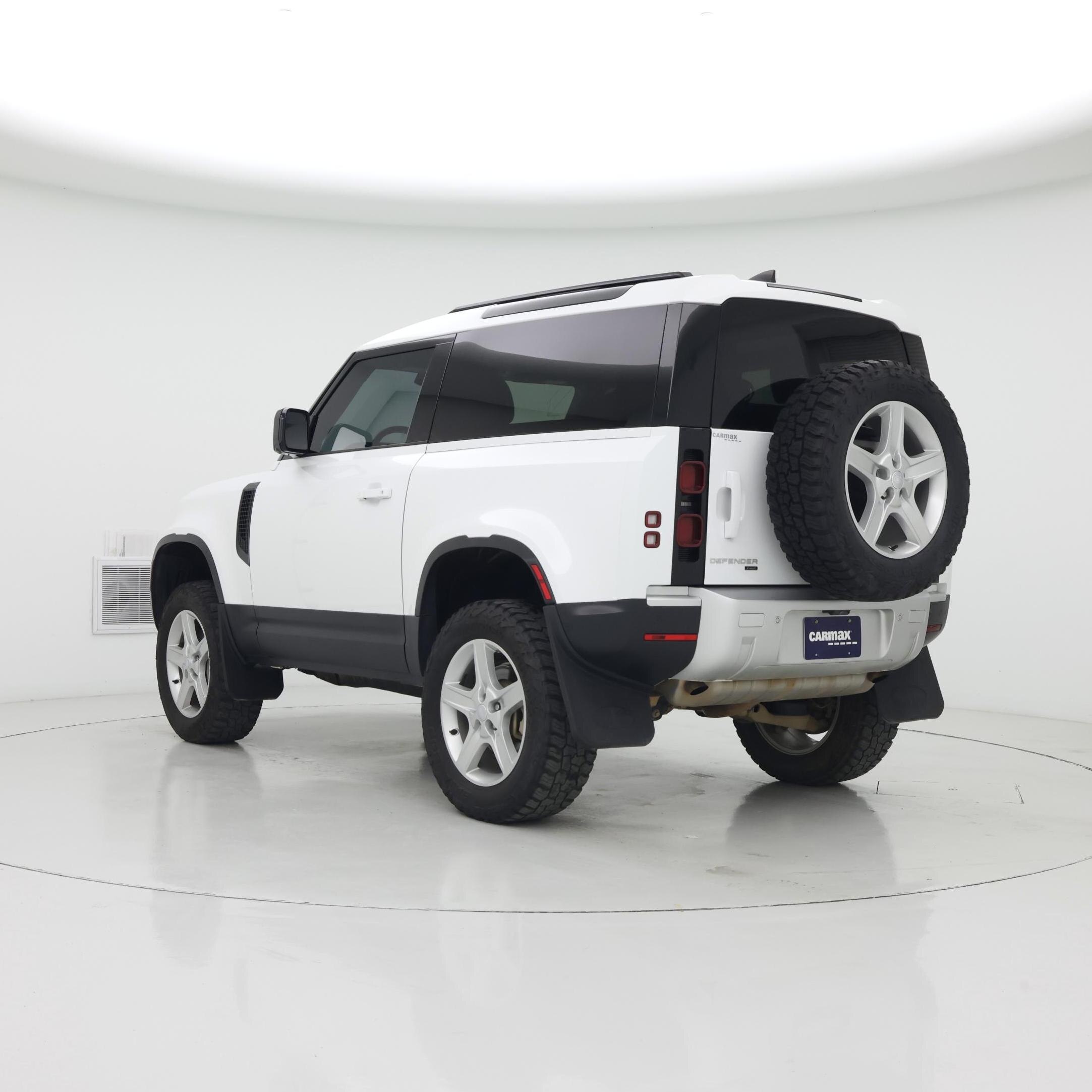 Thumbnail: 2023 Land Rover Defender - 2