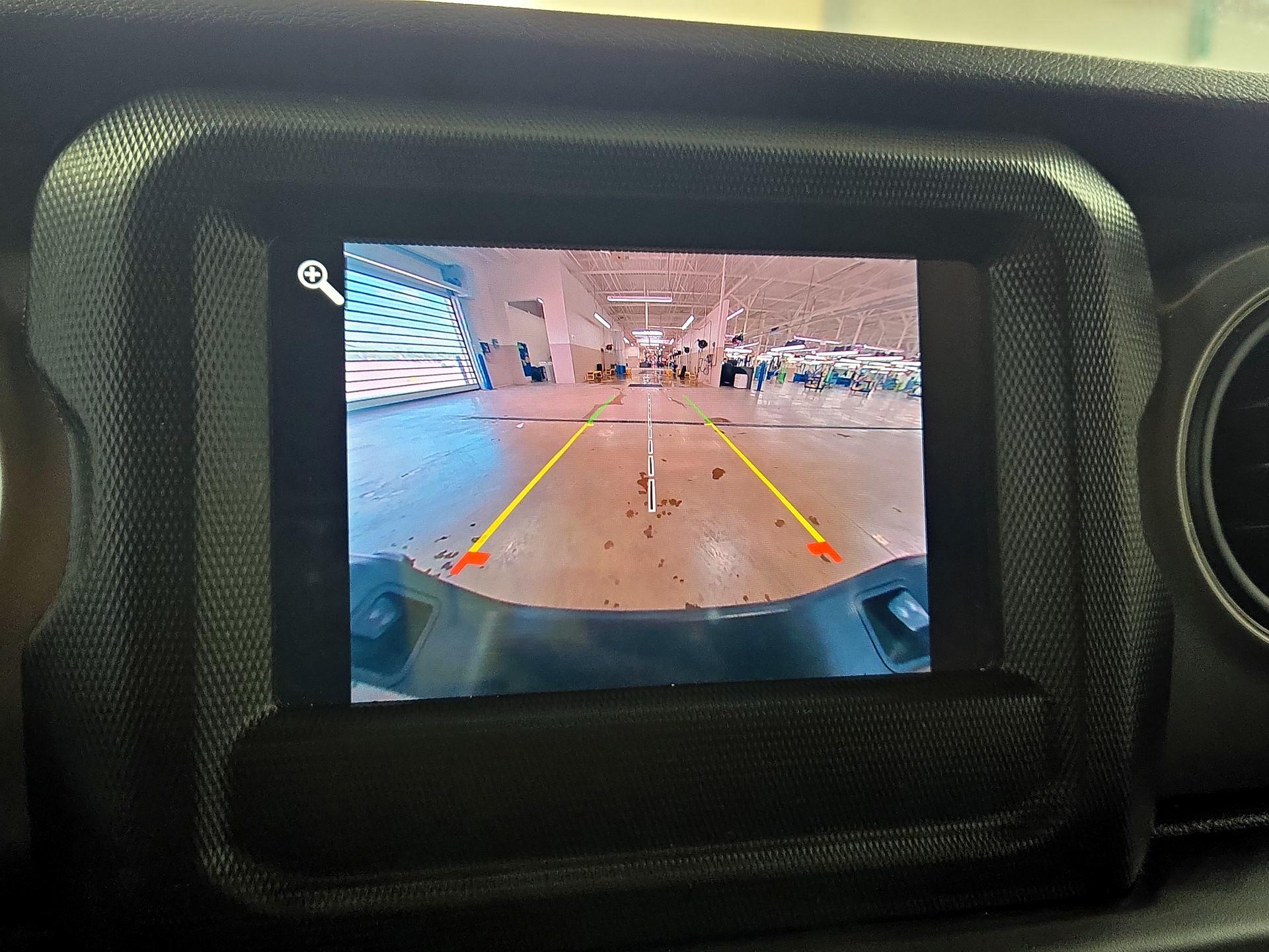 Thumbnail: 2022 Jeep Gladiator - 14