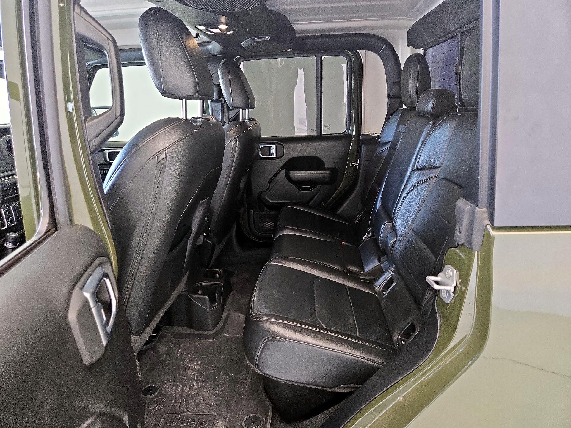 Thumbnail: 2022 Jeep Gladiator - 19