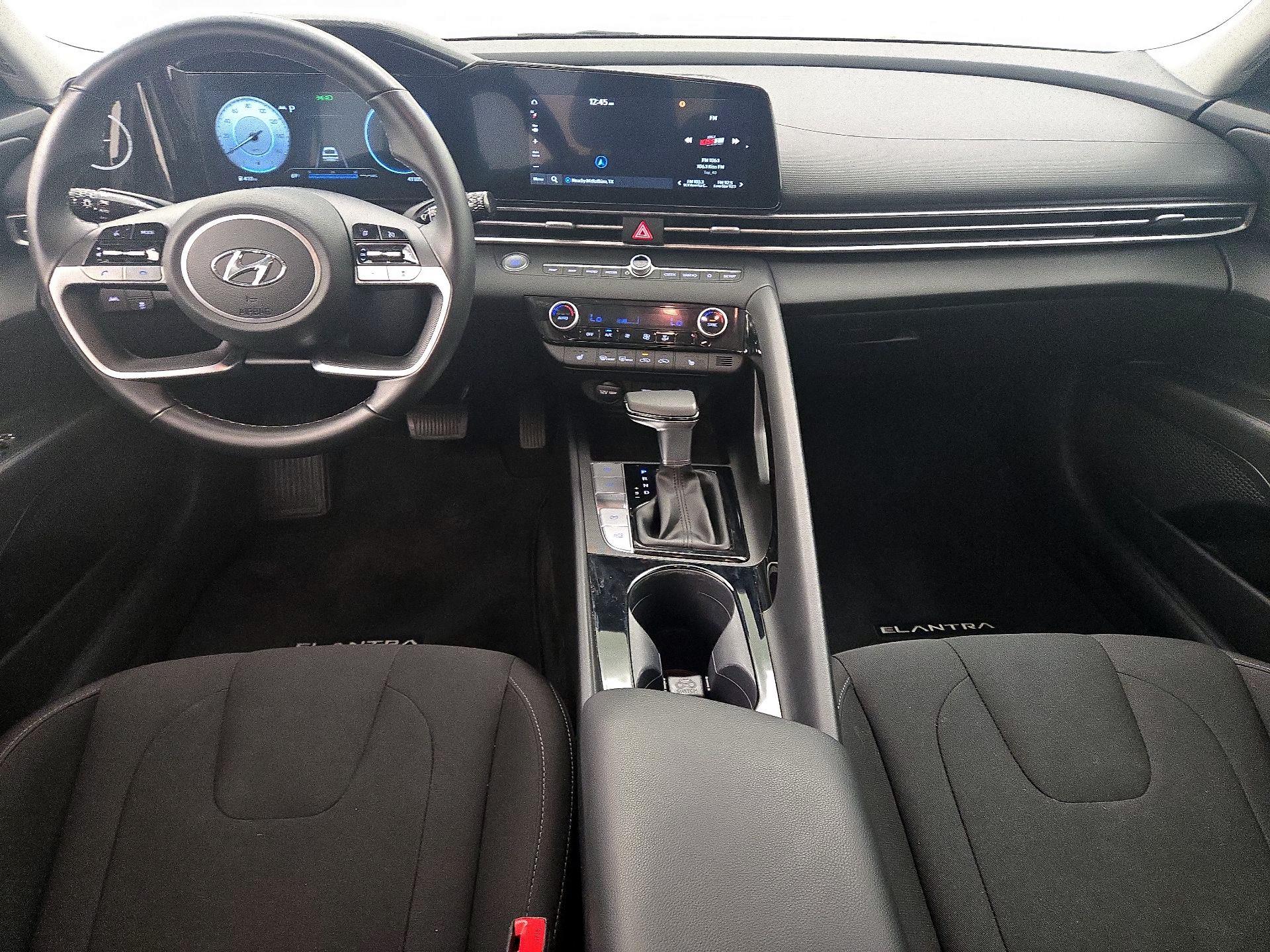 Thumbnail: 2023 Hyundai Elantra - 9