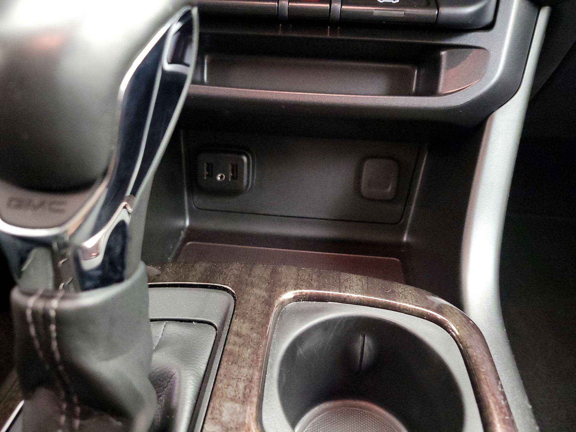 Thumbnail: 2022 GMC Canyon - 18