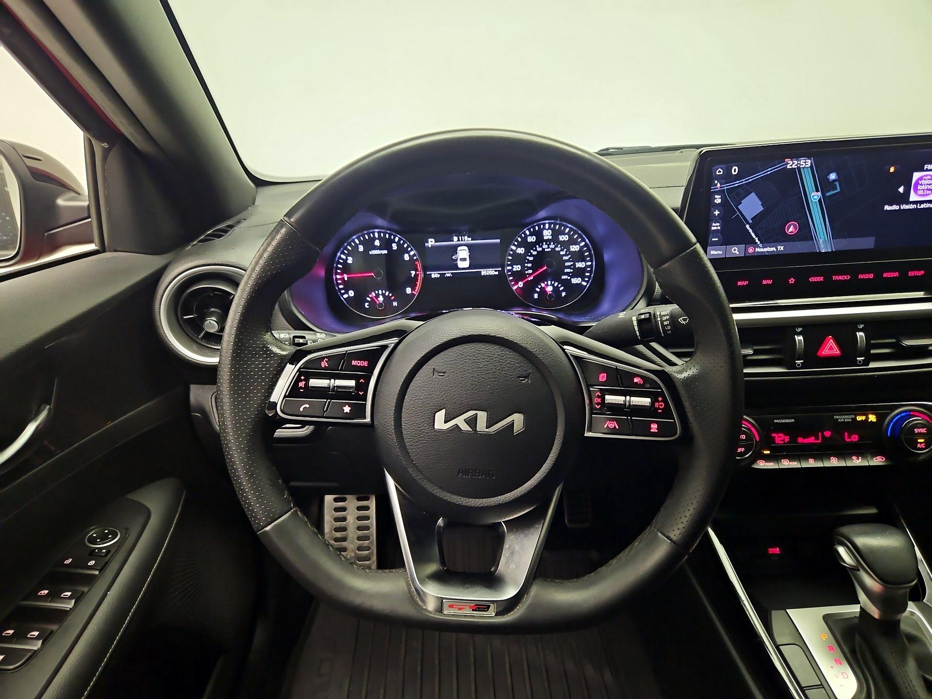 Thumbnail: 2024 Kia Forte - 10