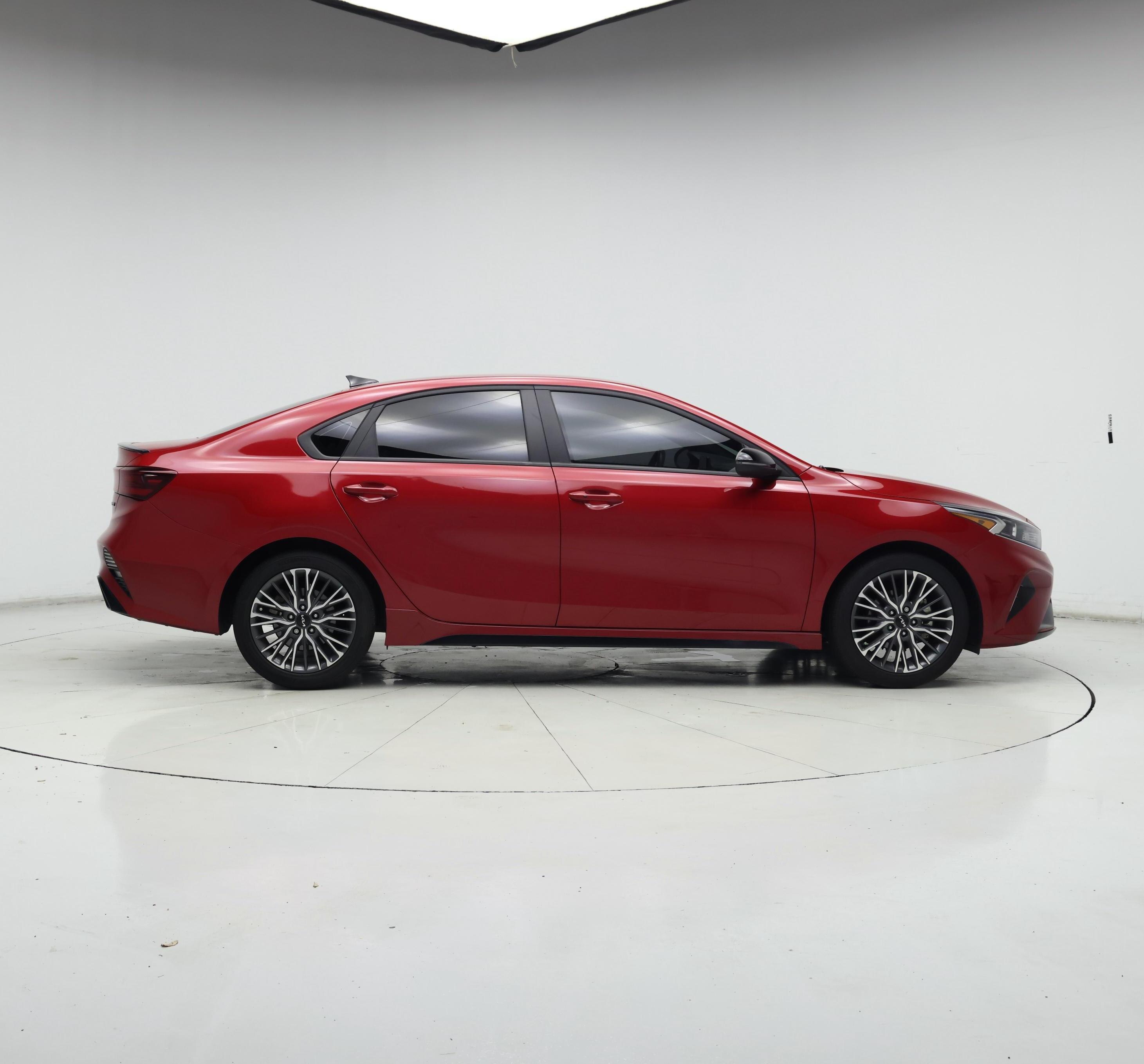 Thumbnail: 2024 Kia Forte - 7