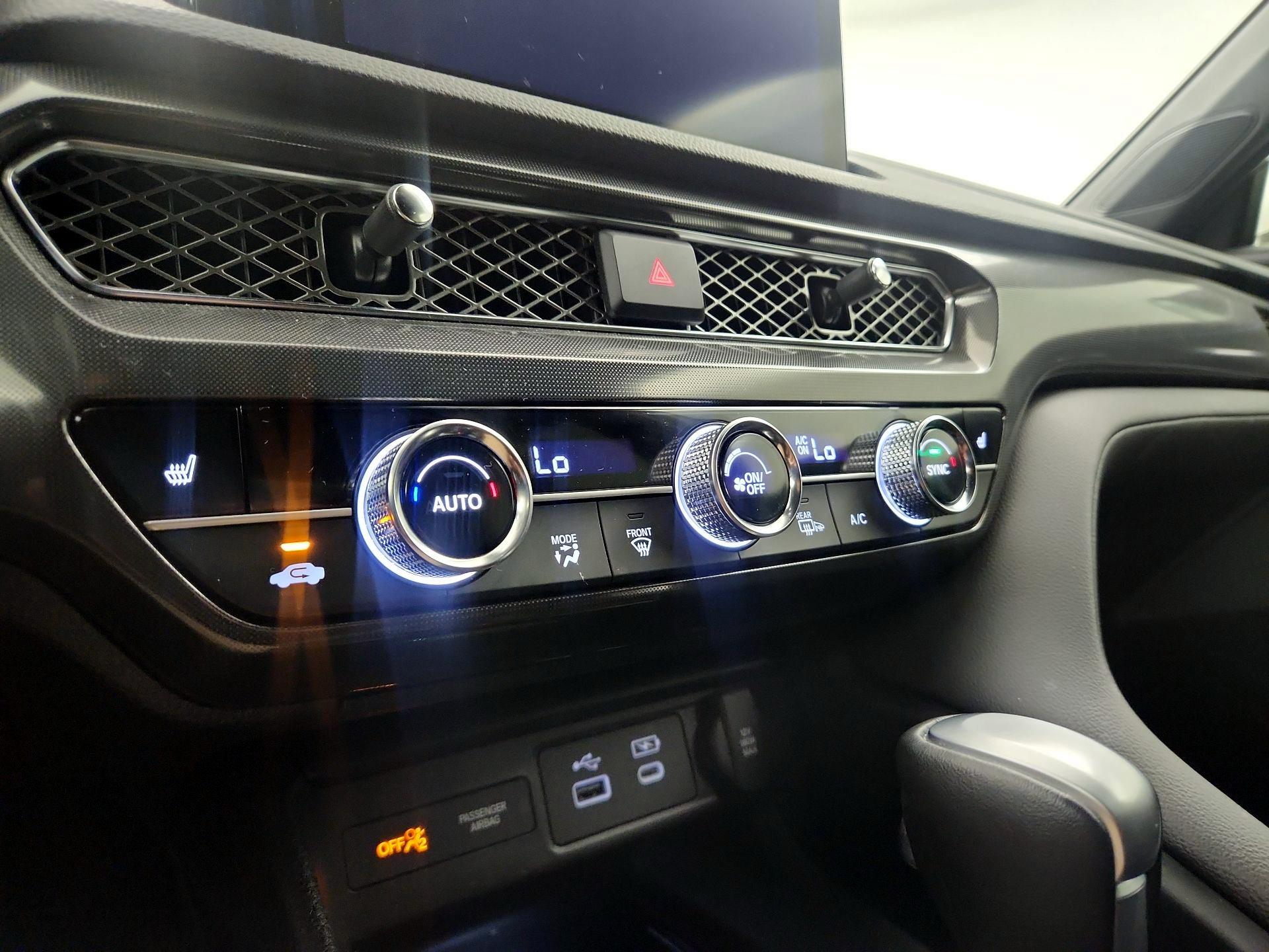 Thumbnail: 2023 Acura Integra - 12