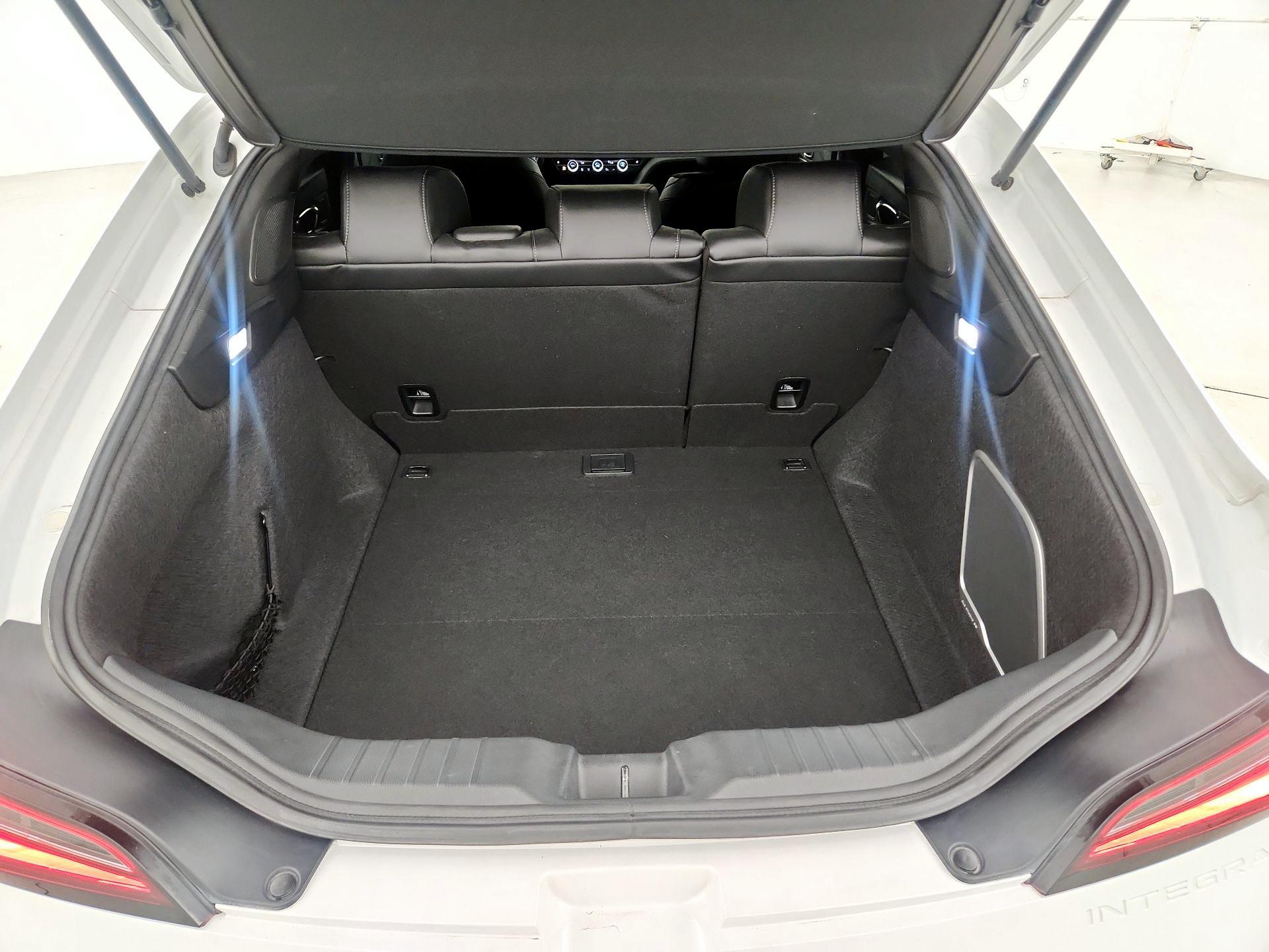 Thumbnail: 2023 Acura Integra - 14