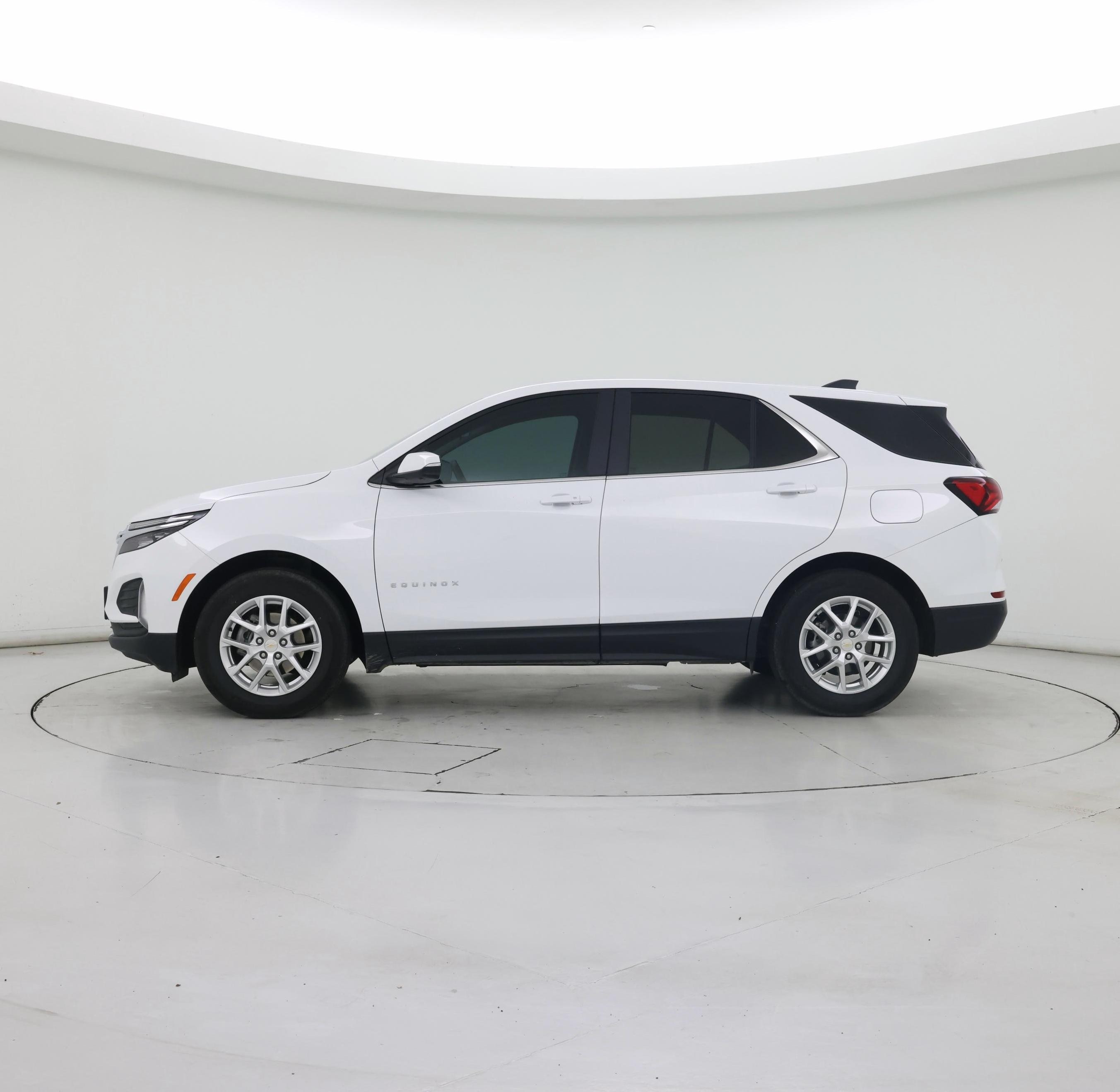 Thumbnail: 2024 Chevrolet Equinox - 3