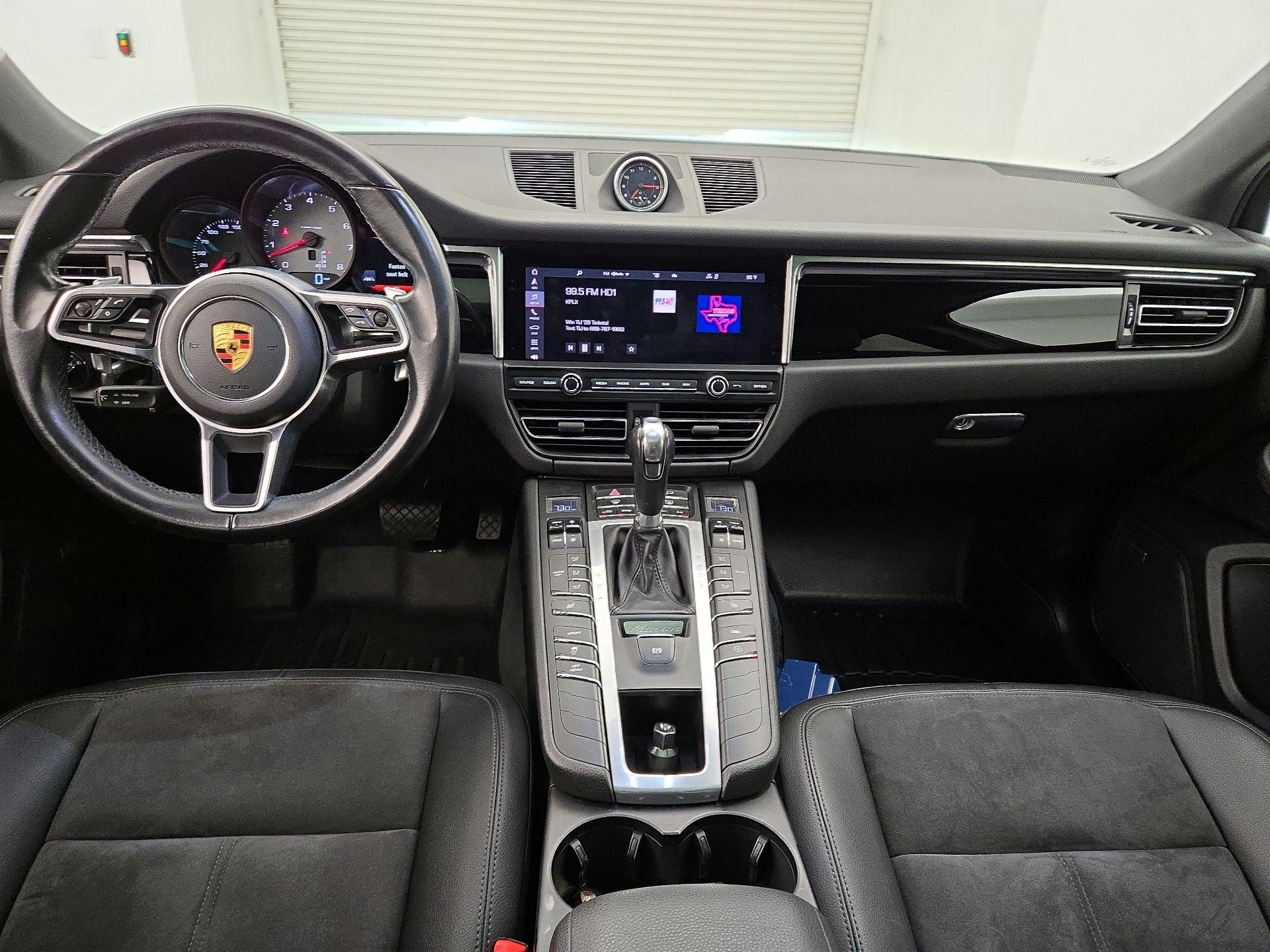 Thumbnail: 2021 Porsche Macan - 9