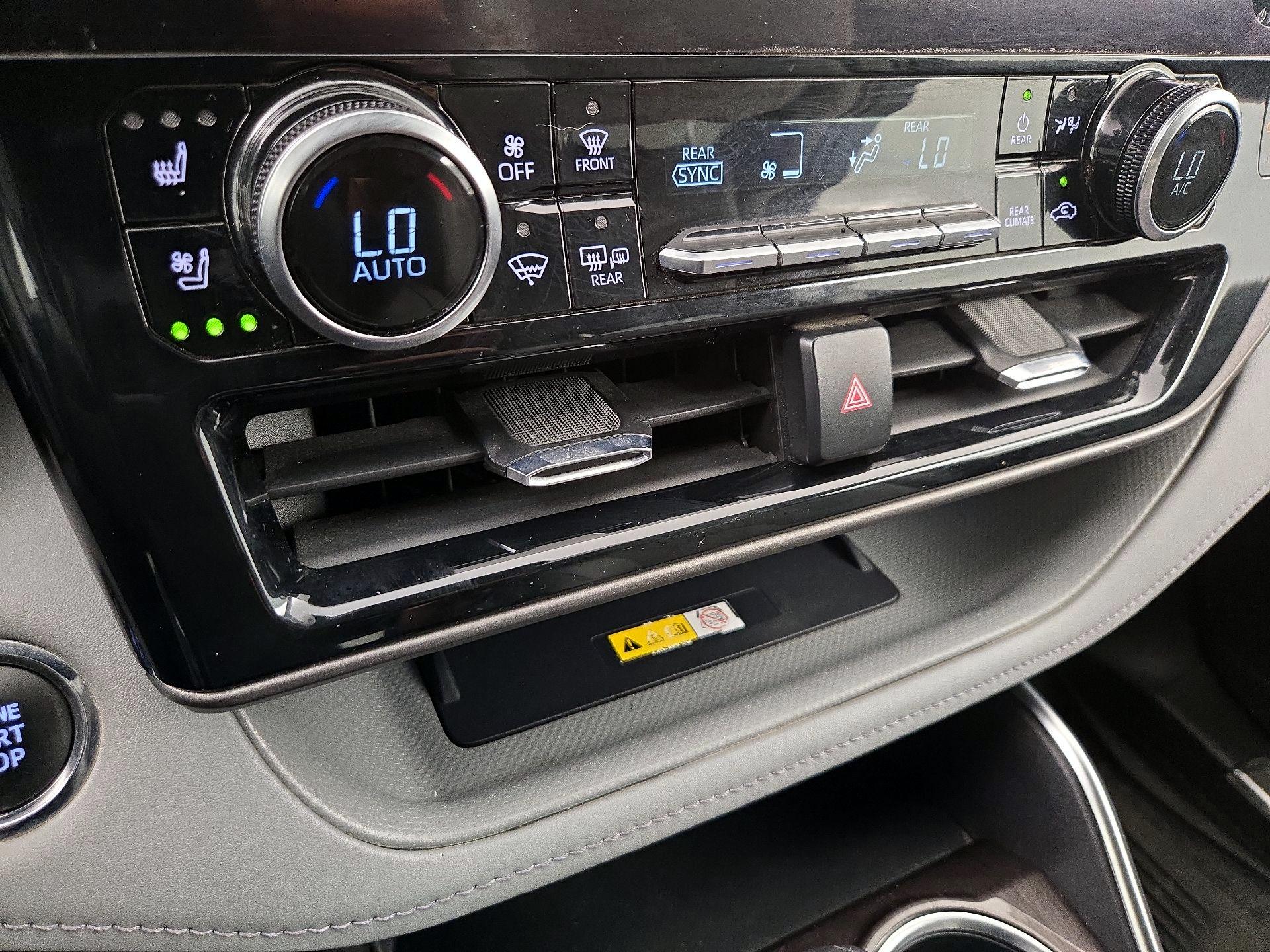 Thumbnail: 2023 Toyota Highlander - 16