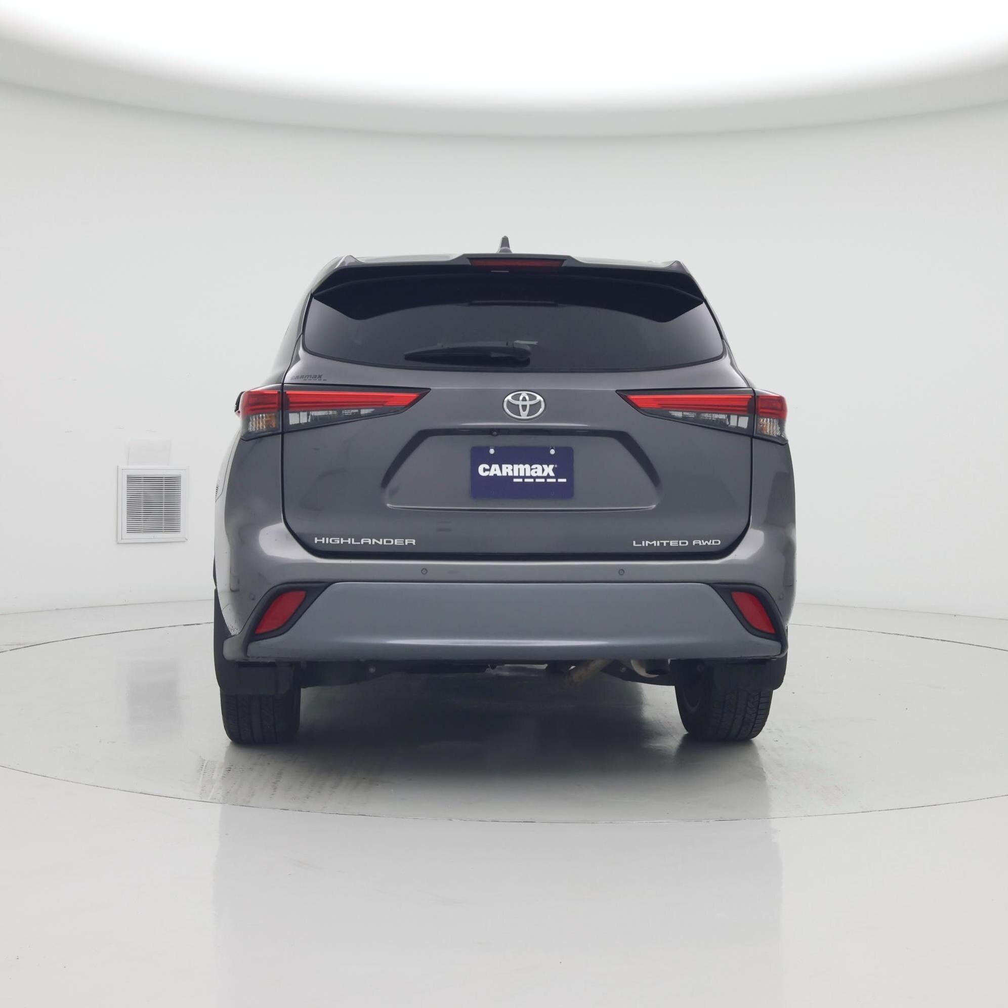 Thumbnail: 2023 Toyota Highlander - 6