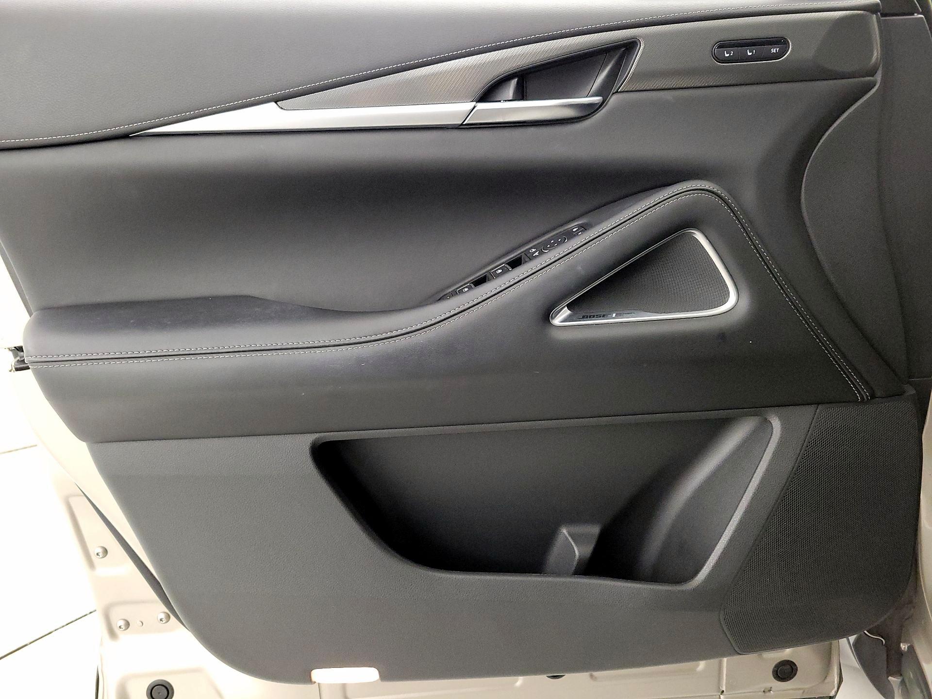 Thumbnail: 2023 INFINITI QX60 - 12