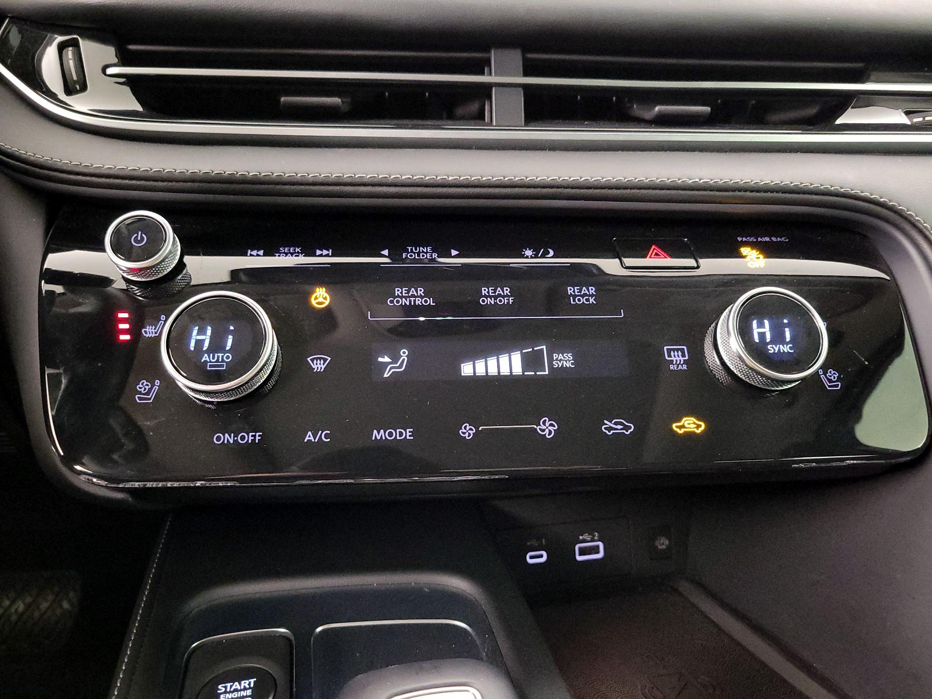 Thumbnail: 2023 INFINITI QX60 - 16