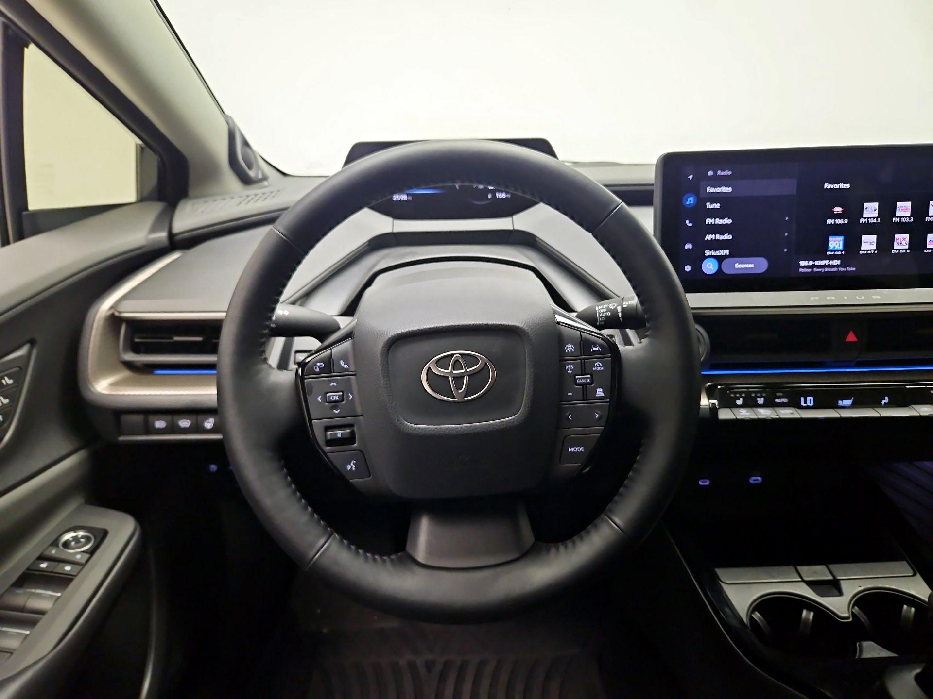 Thumbnail: 2024 Toyota Prius - 10