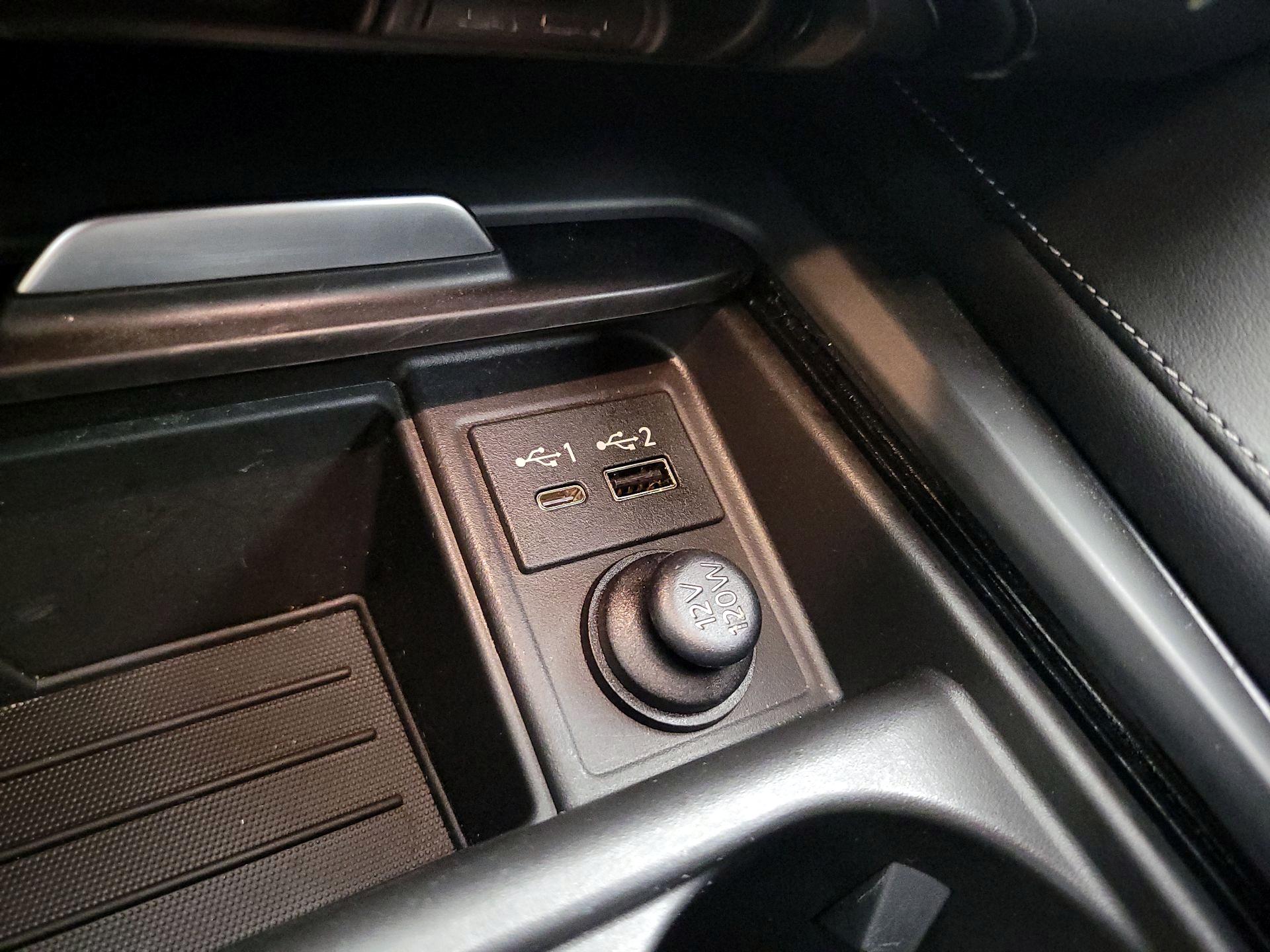 Thumbnail: 2022 INFINITI QX50 - 18