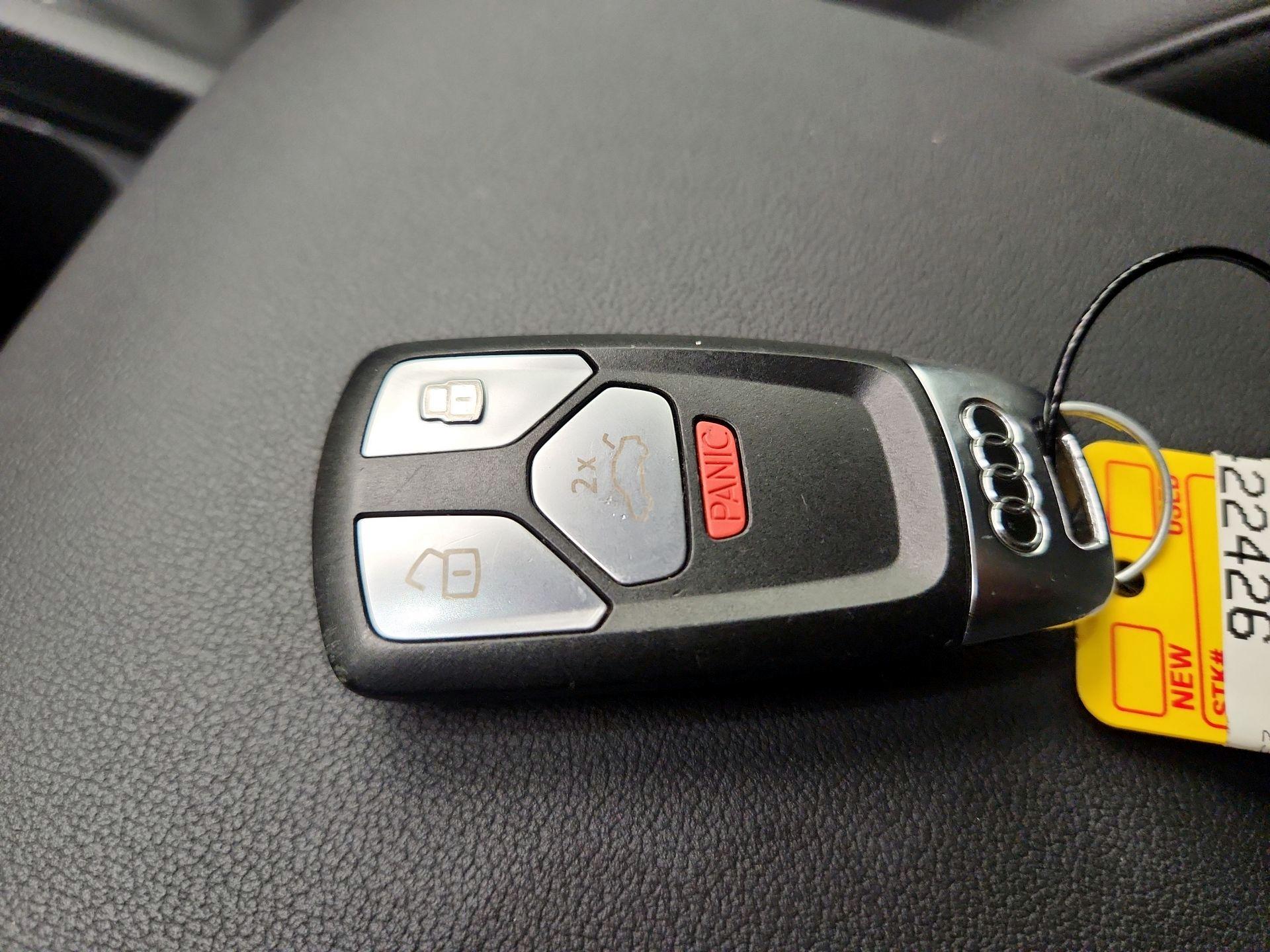 Thumbnail: 2023 Audi Q5 - 18