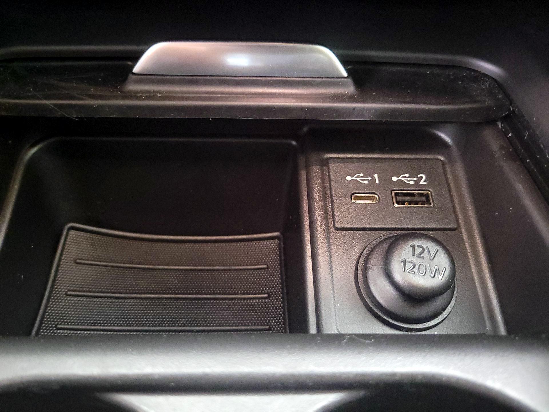 Thumbnail: 2023 INFINITI QX55 - 18