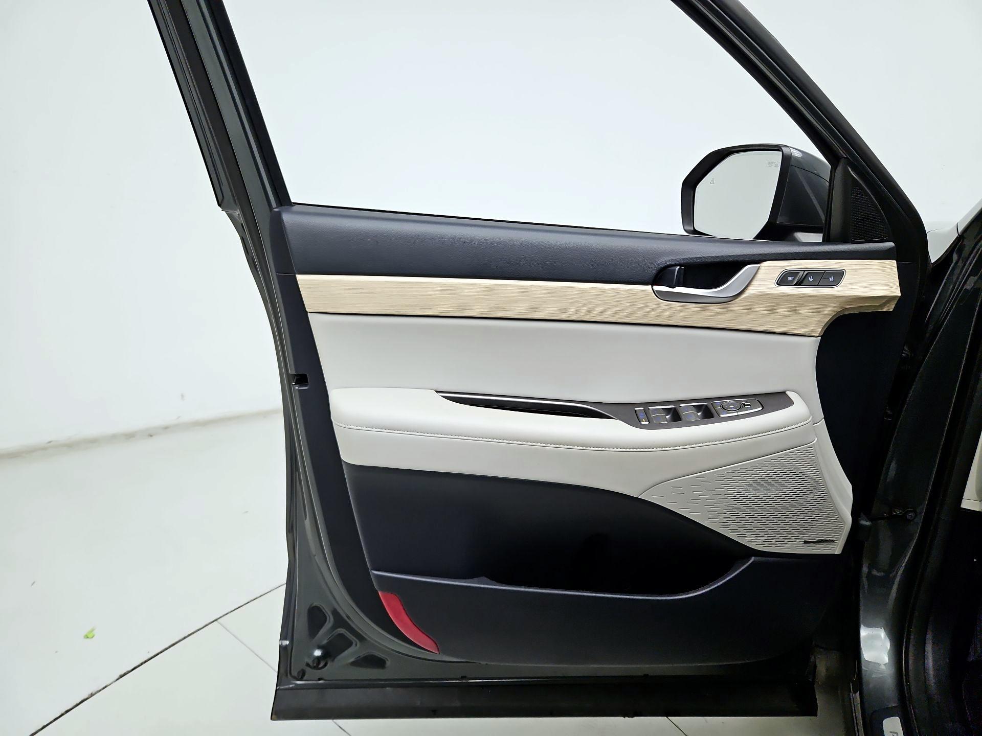 Thumbnail: 2024 Hyundai Palisade - 12