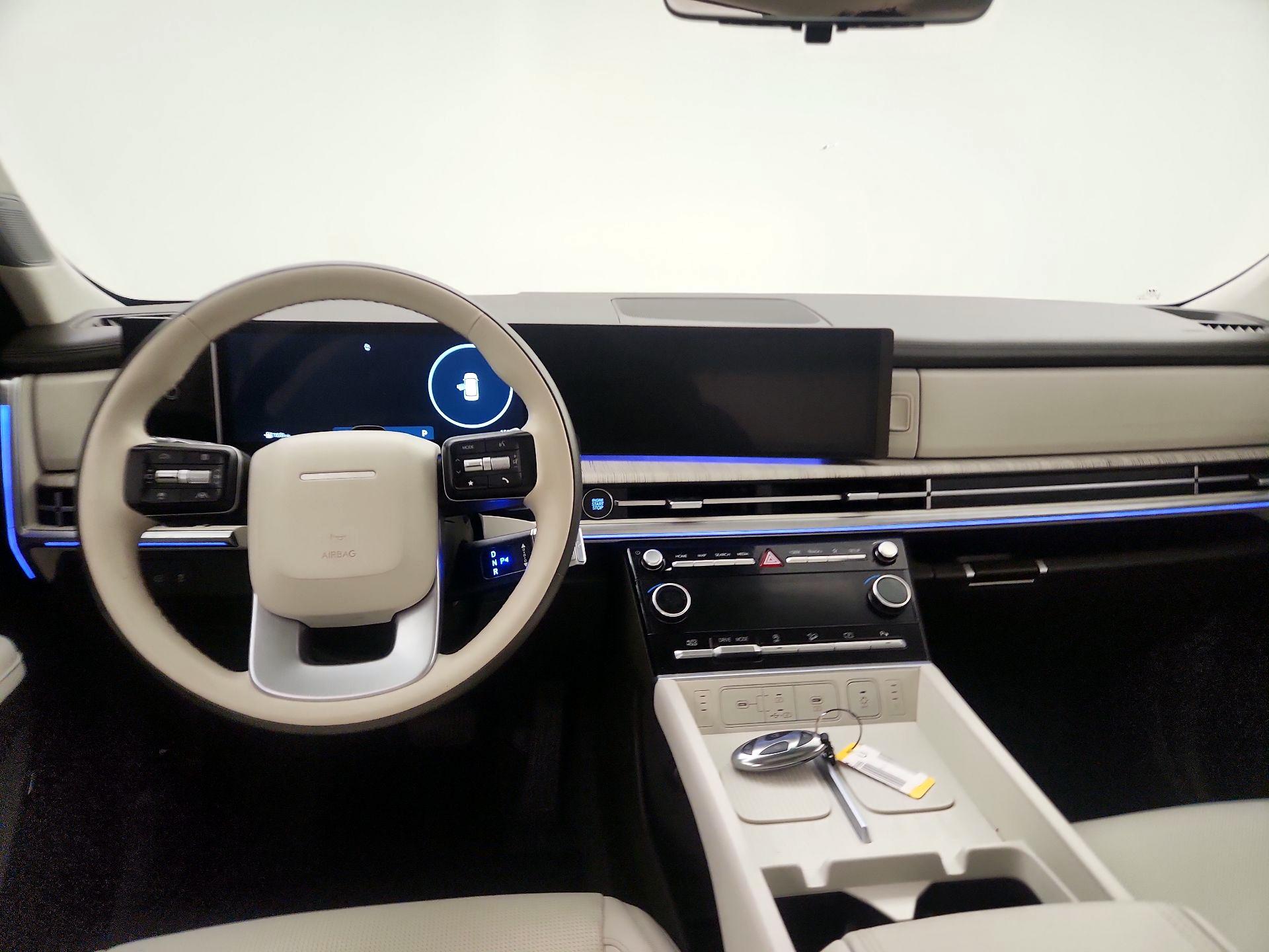 Thumbnail: 2025 Hyundai Santa Fe - 9