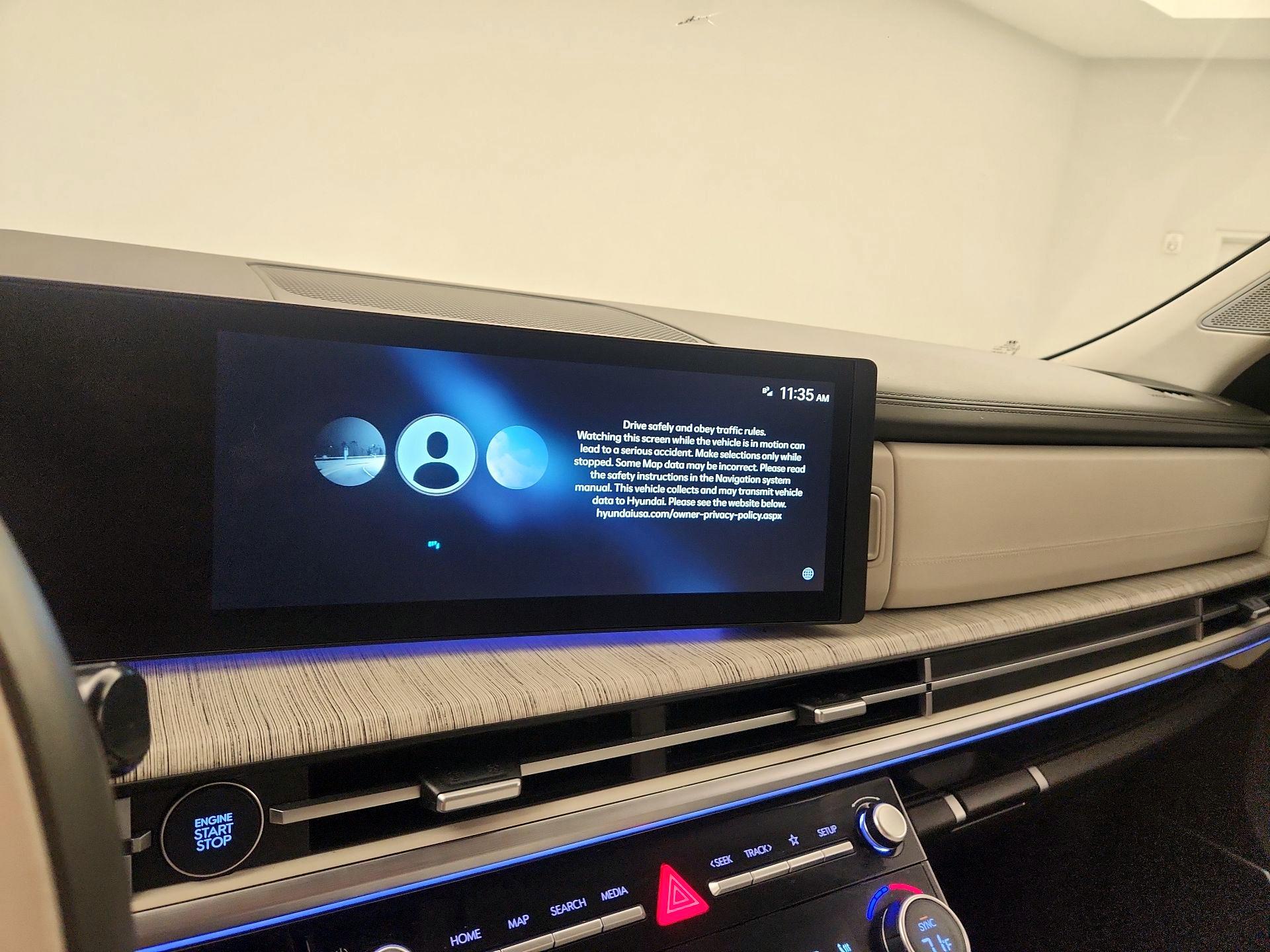 Thumbnail: 2025 Hyundai Santa Fe - 16