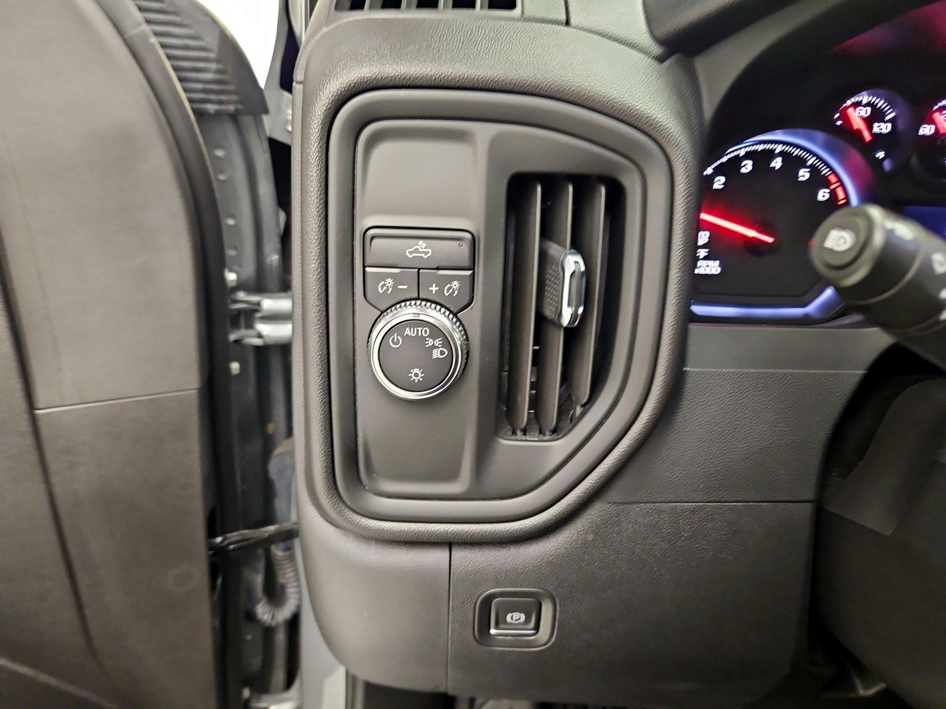 Thumbnail: 2023 GMC Sierra 1500 - 13