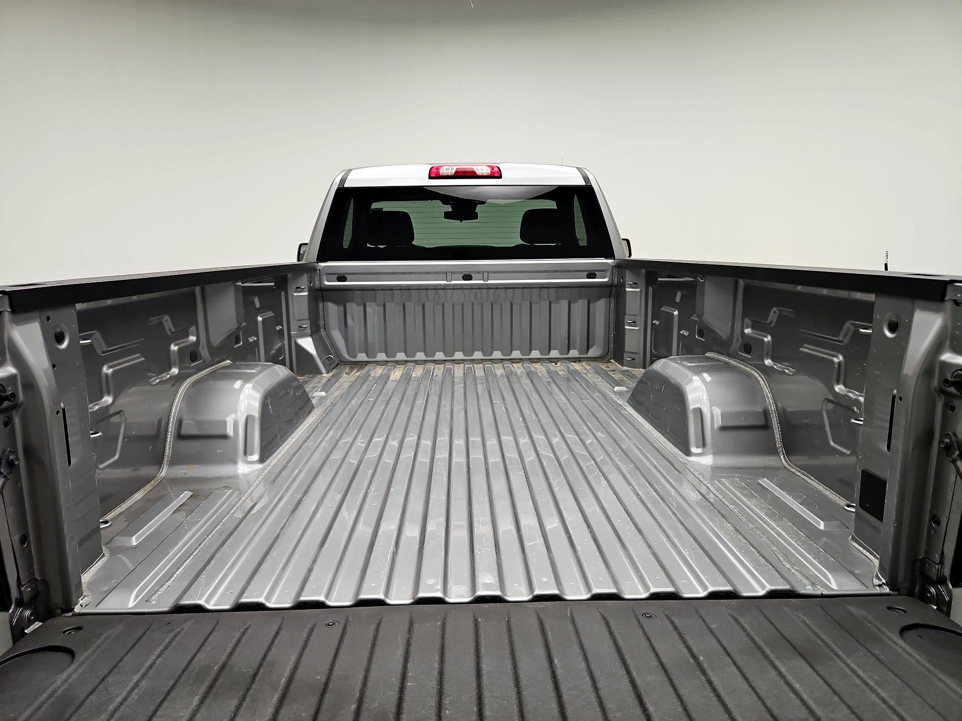 Thumbnail: 2023 GMC Sierra 1500 - 19