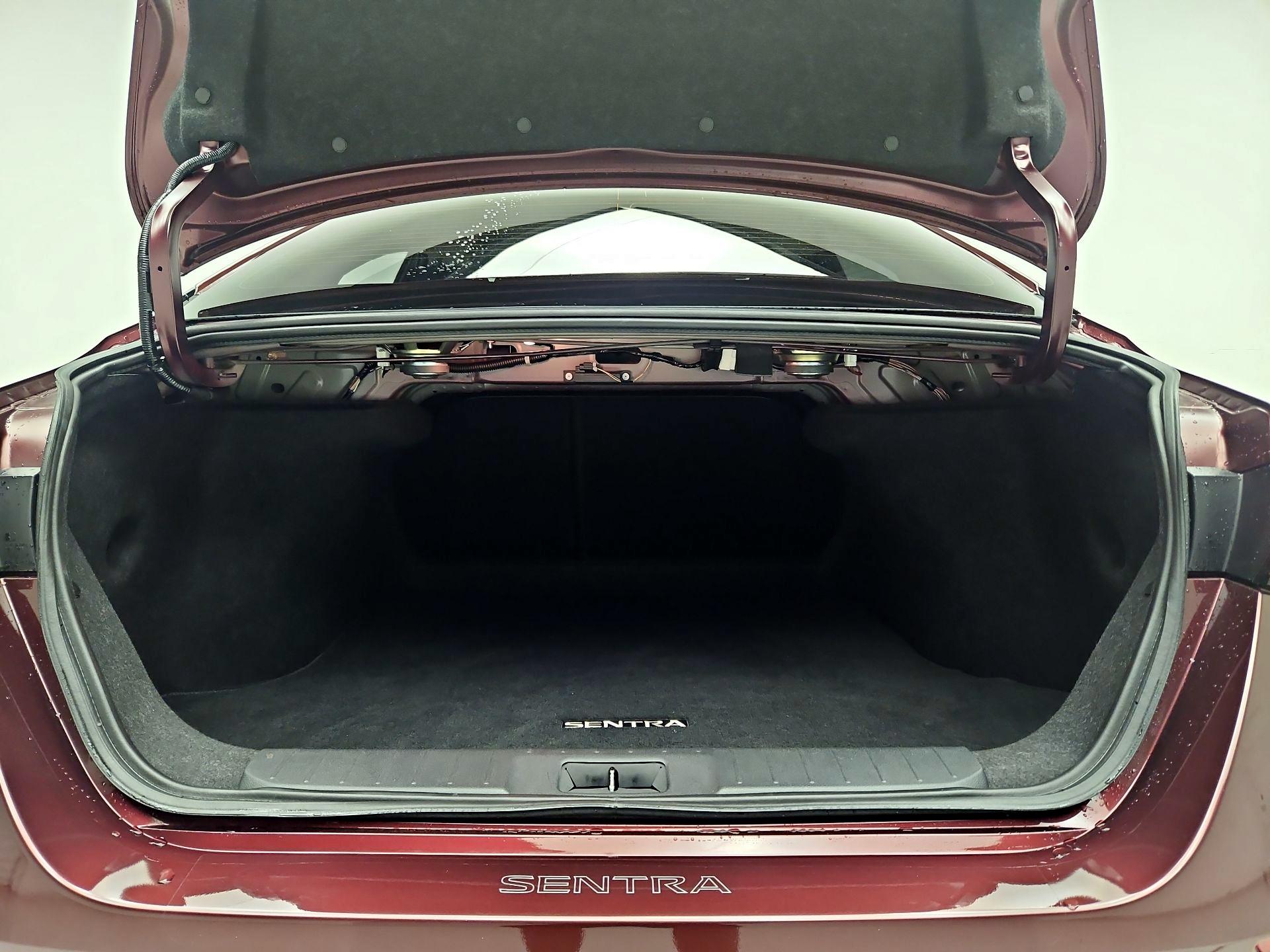 Thumbnail: 2024 Nissan Sentra - 20